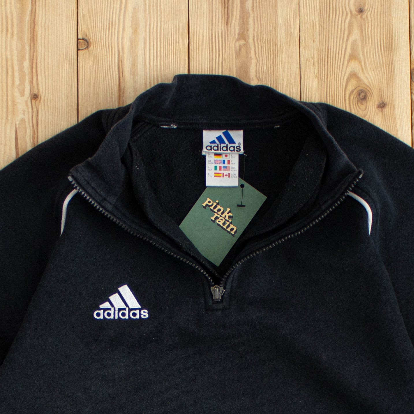 (S) Vintage Adidas Essential Embroidered Quarter-Zip Sweatshirt