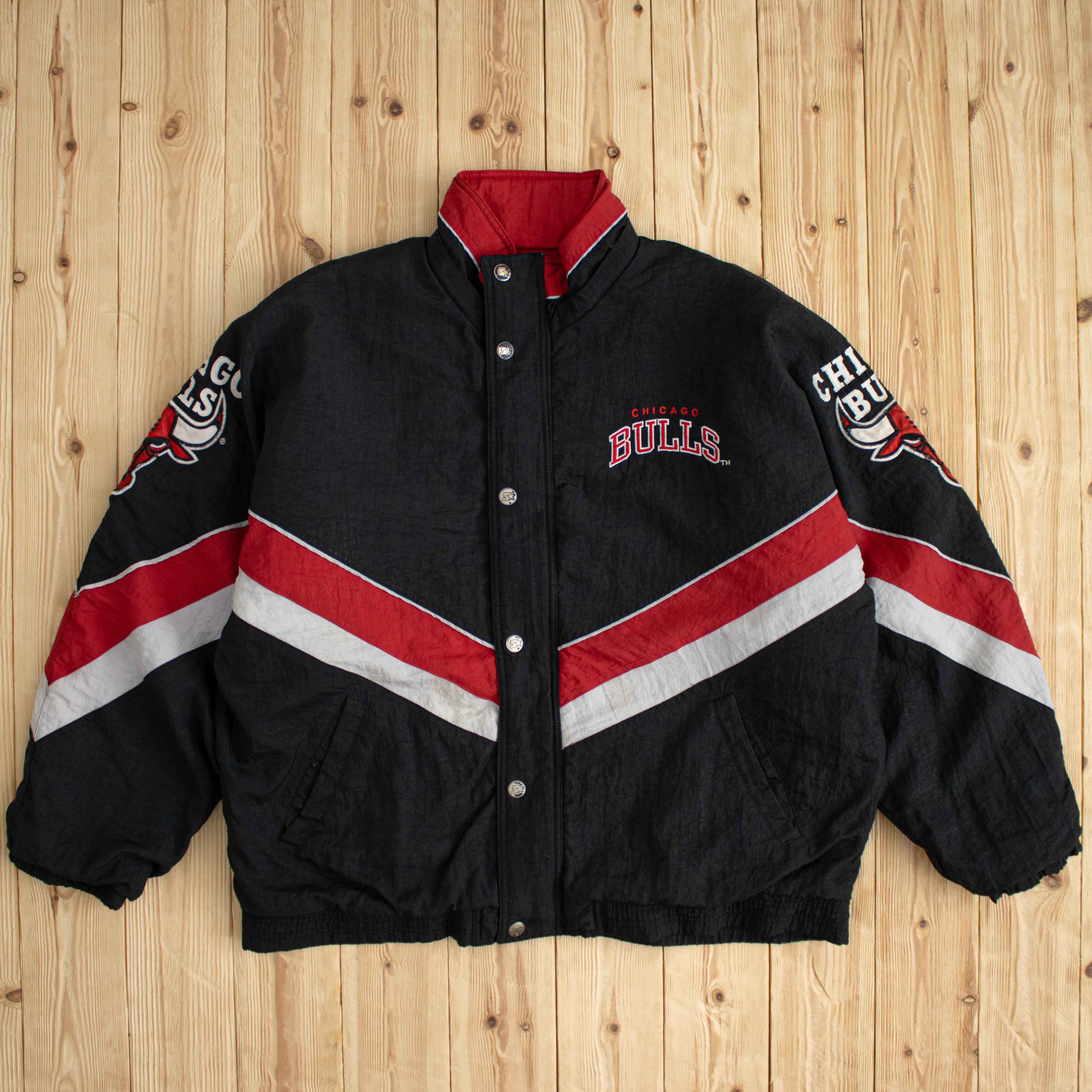 (XL) 1993 Starter Chicago Bulls Embroidered Puffer Jacket