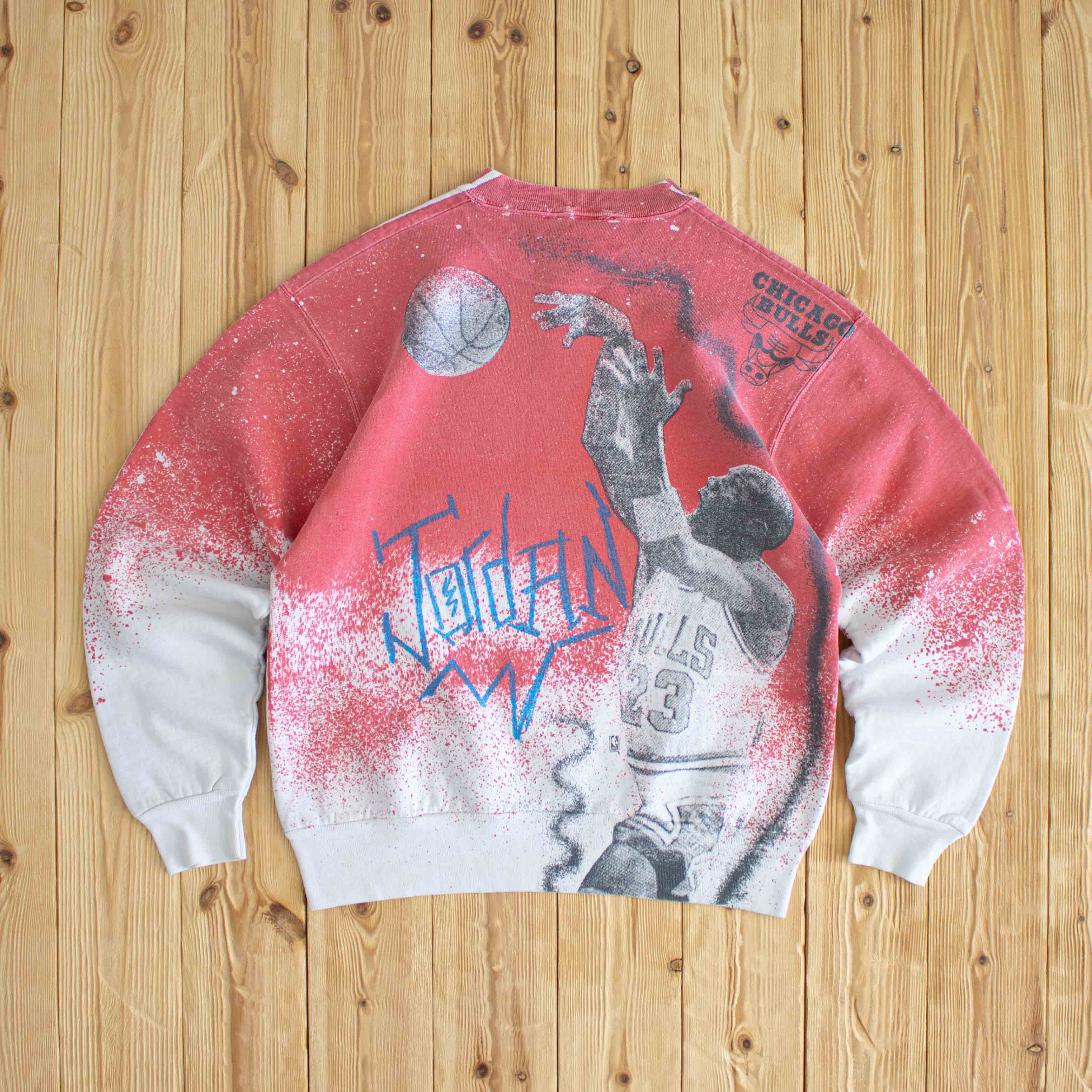 (M) Michael Jordan Chicago Bulls Vintage All Over Print Sweatshirt Pink White