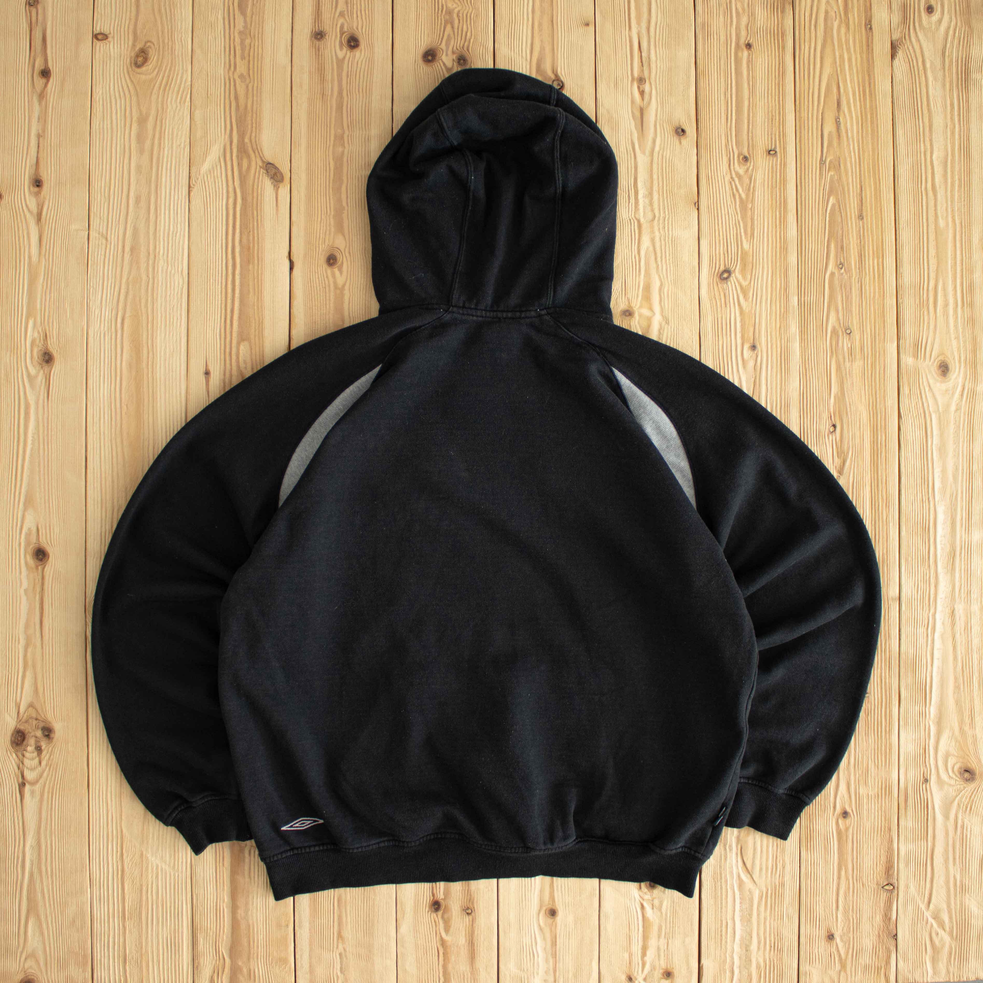(M/L) Umbro Vintage Embroidered Hoodie Black