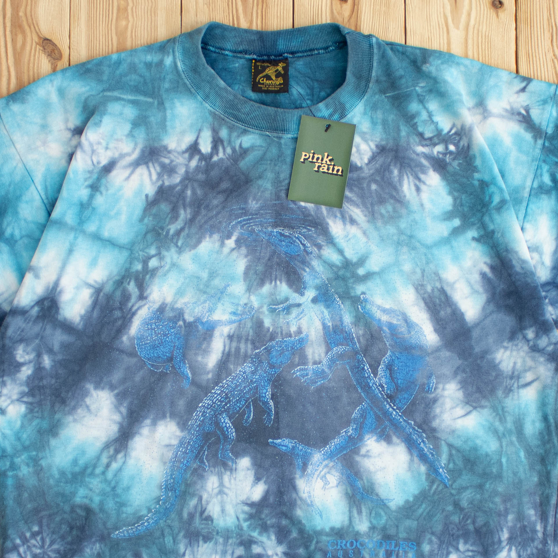 (L) Vintage Crocodiles Australia T-Shirt