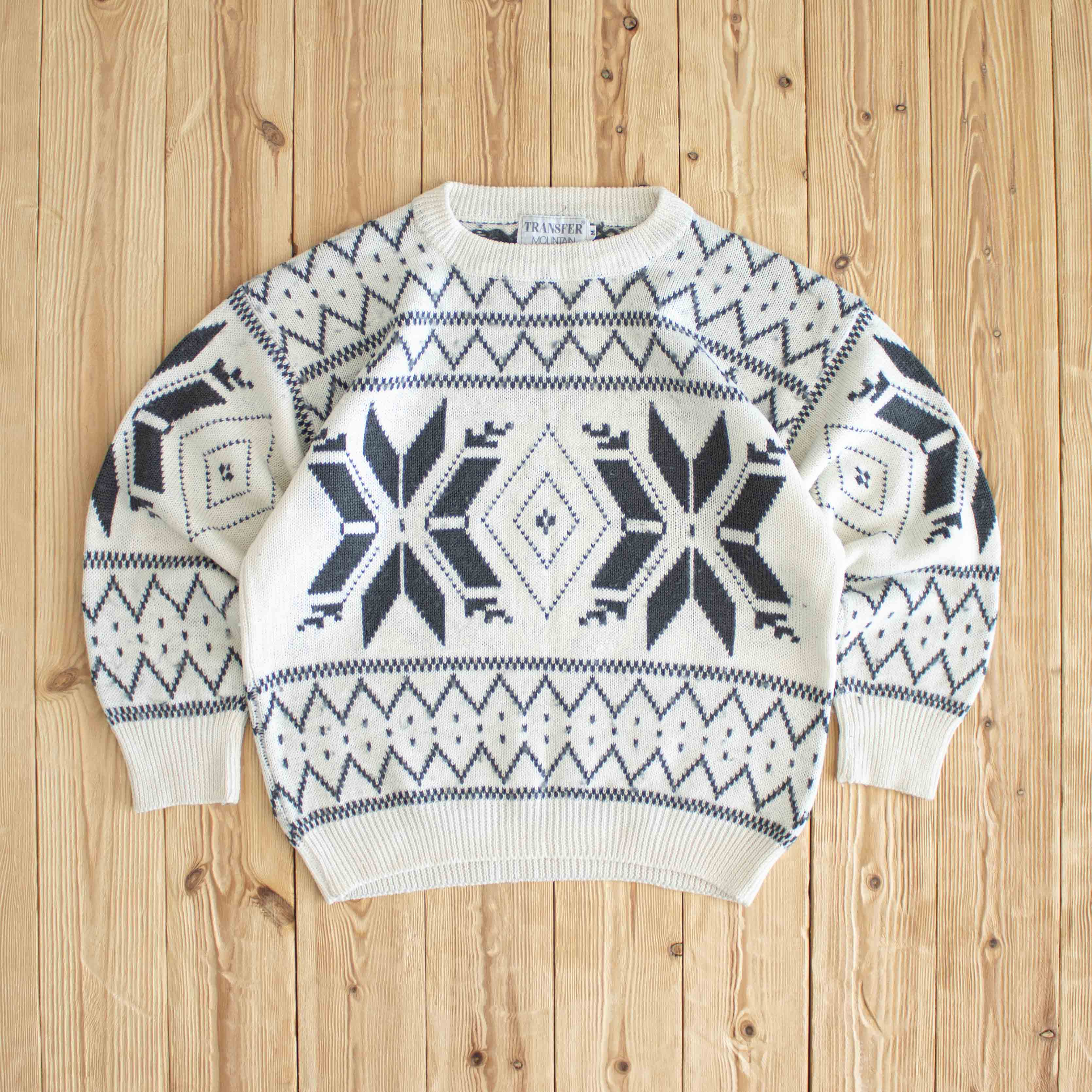 (S/M) Transfer Mountain Vintage Sweater Beige