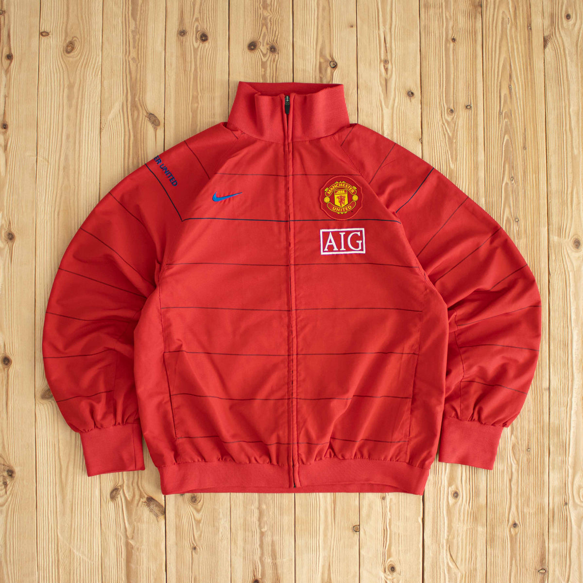 (M) Nike Manchester United Vintage Embroidered Jacket Red