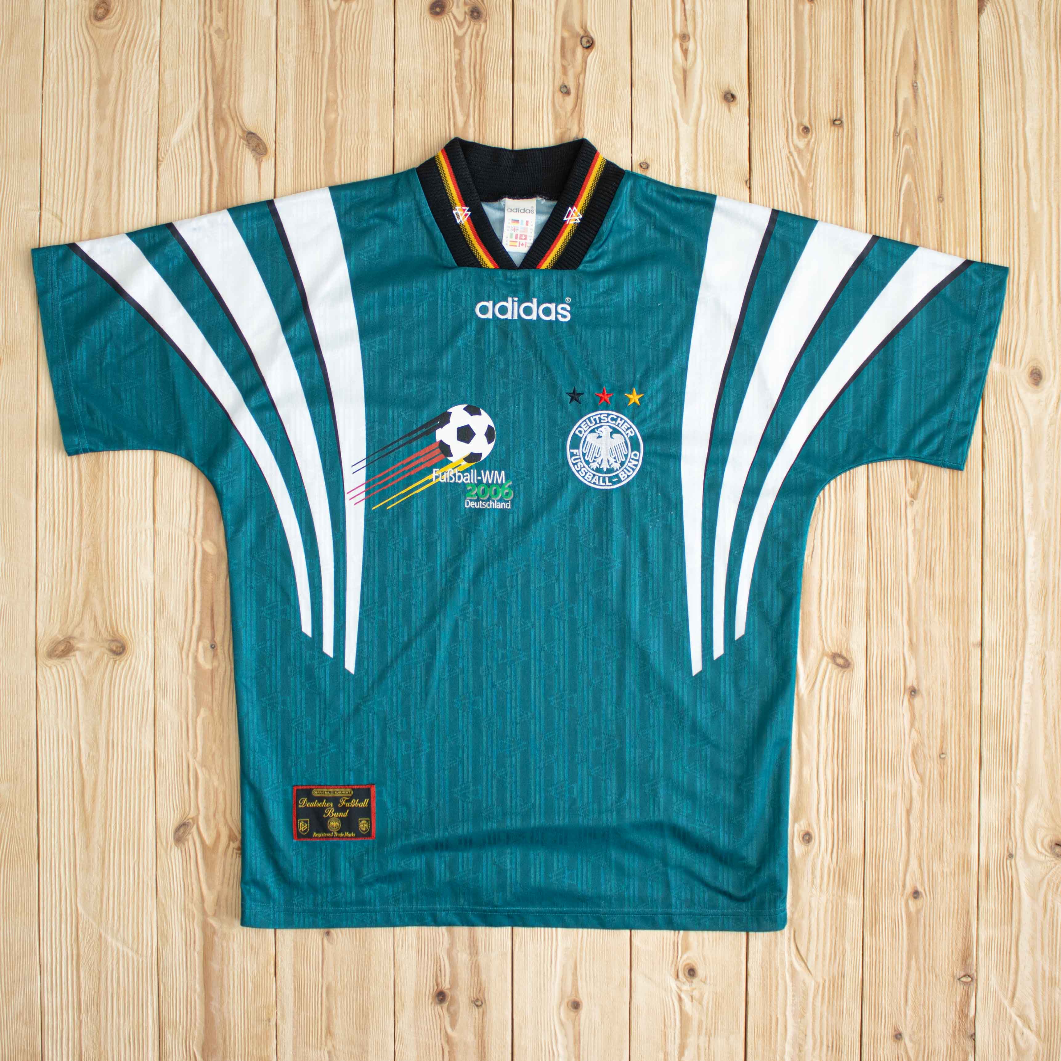 (M) 1996 Adidas Deutschland Fusball Embroidered T-Shirt
