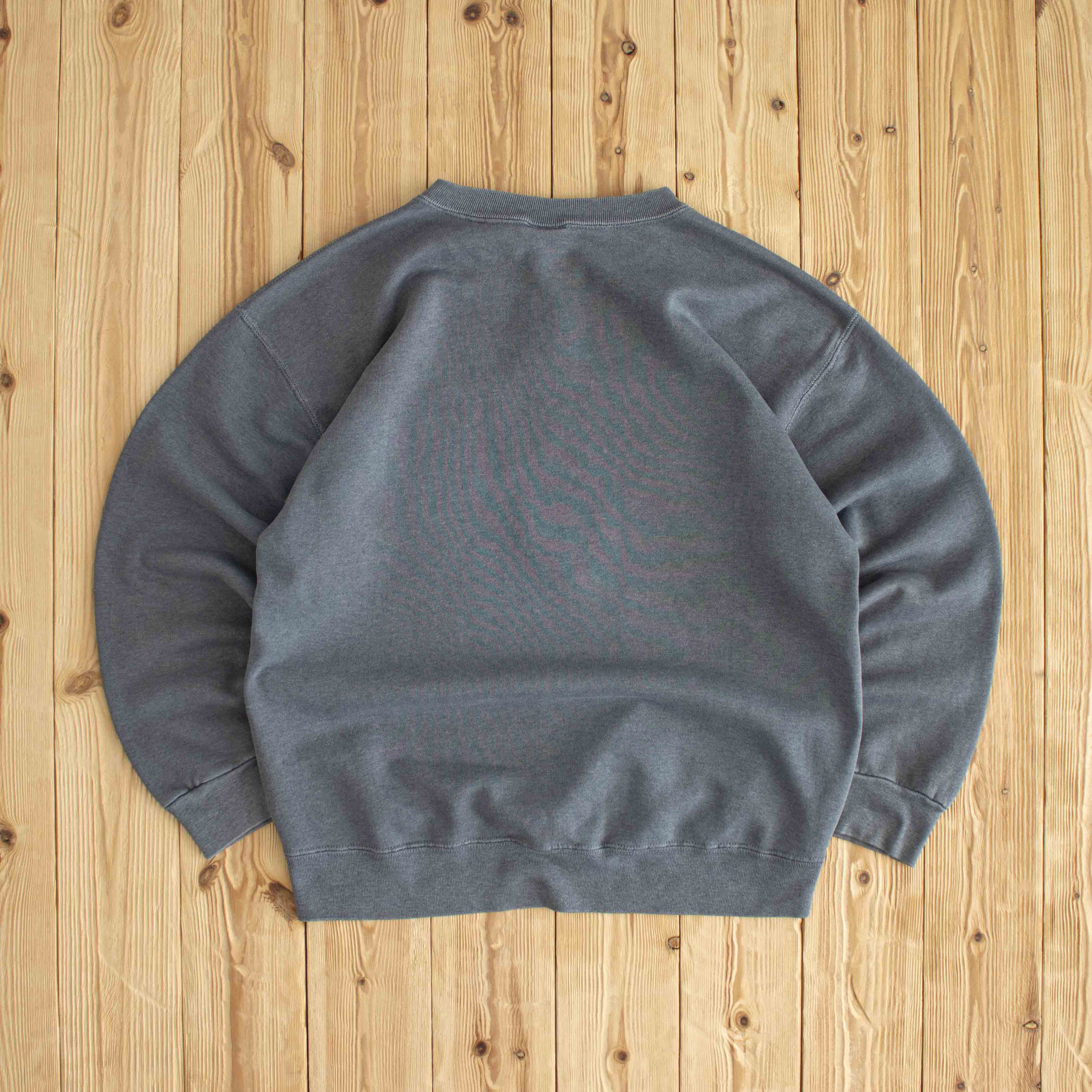(M) Nutmeg Oakland Raiders Vintage Embroidered Sweatshirt Gray