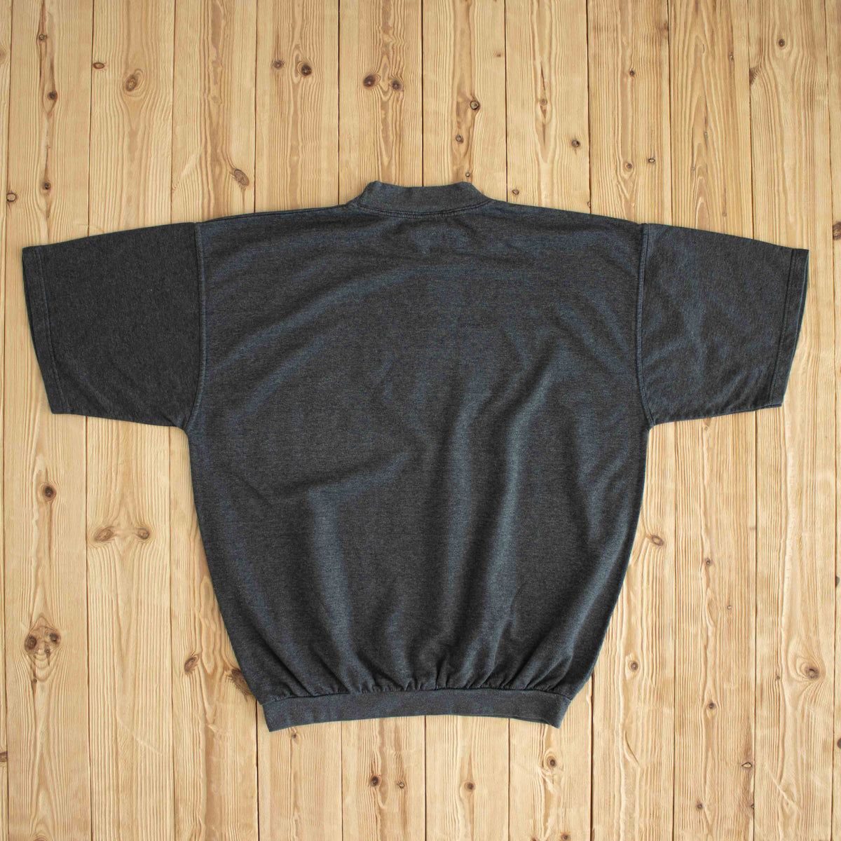 (L) Asics Indoor Vintage Embroidered T-Shirt Gray