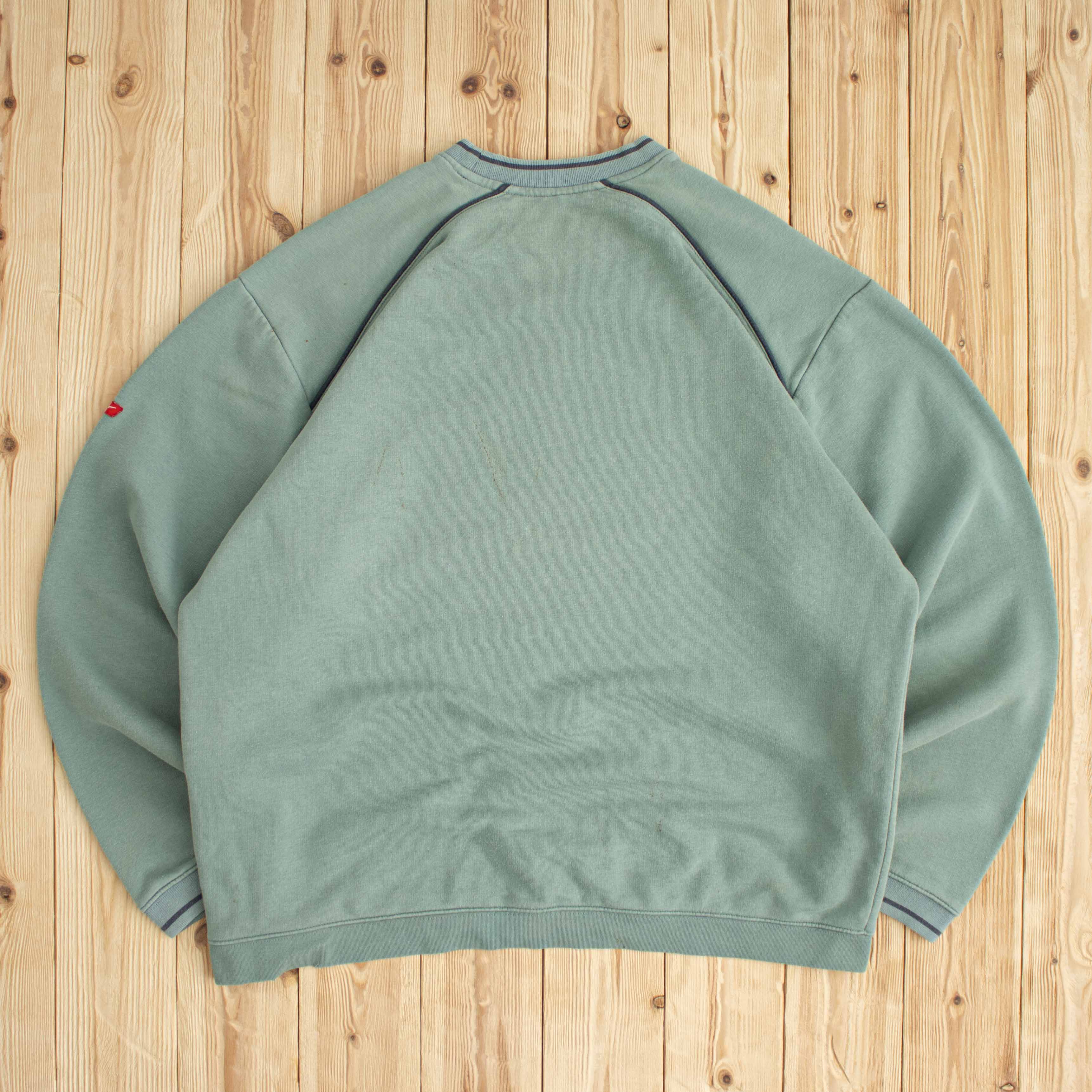 (XL) Vintage Nike Spell Out Embroidered Sweatshirt
