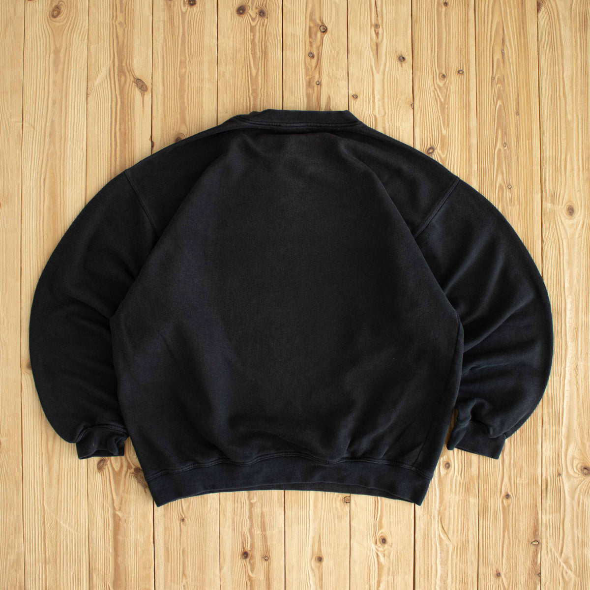 (M/L) Adidas Vintage Essential Embroidered Sweatshirt Black