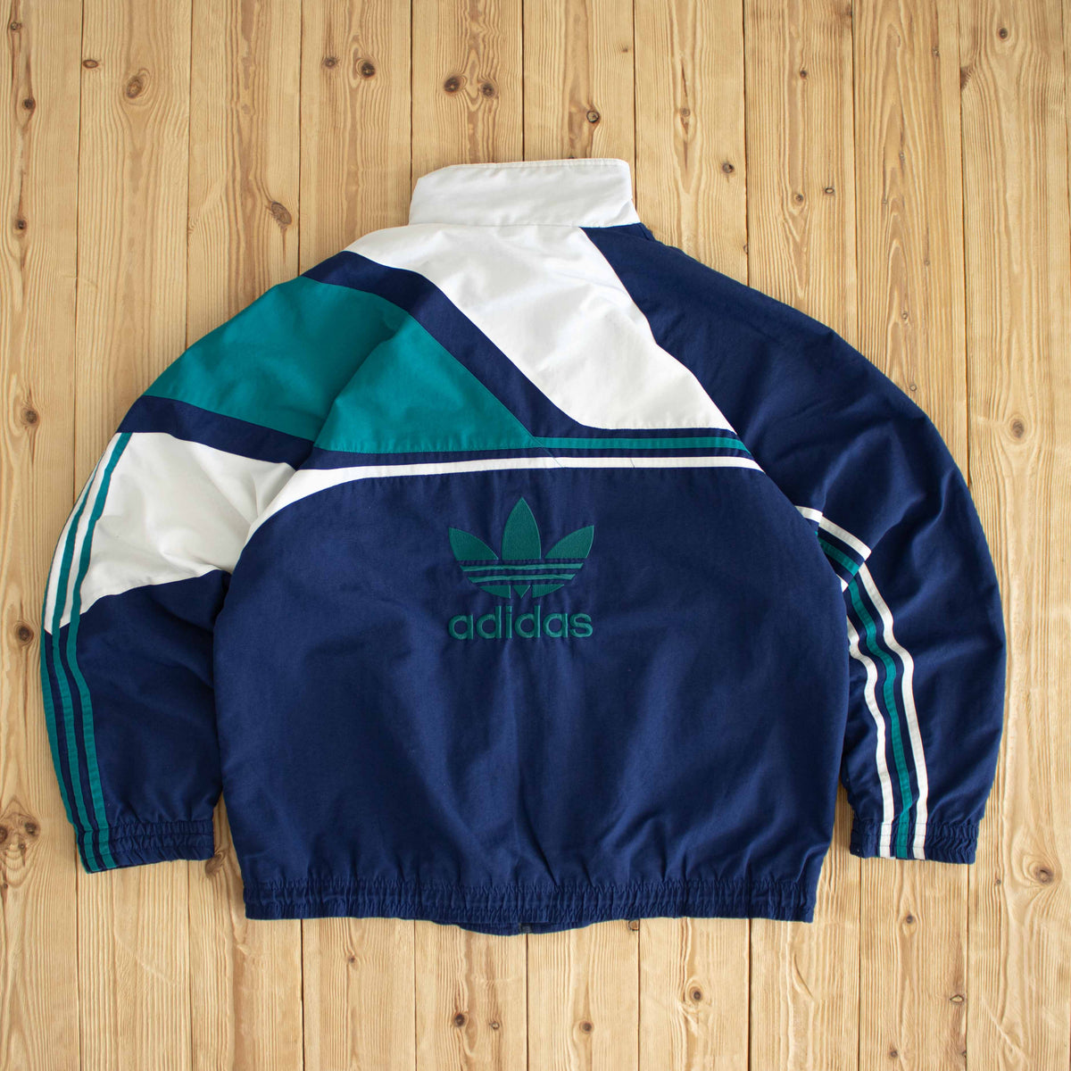 (L/XL) Adidas Vintage Embroidered Jacket Blue
