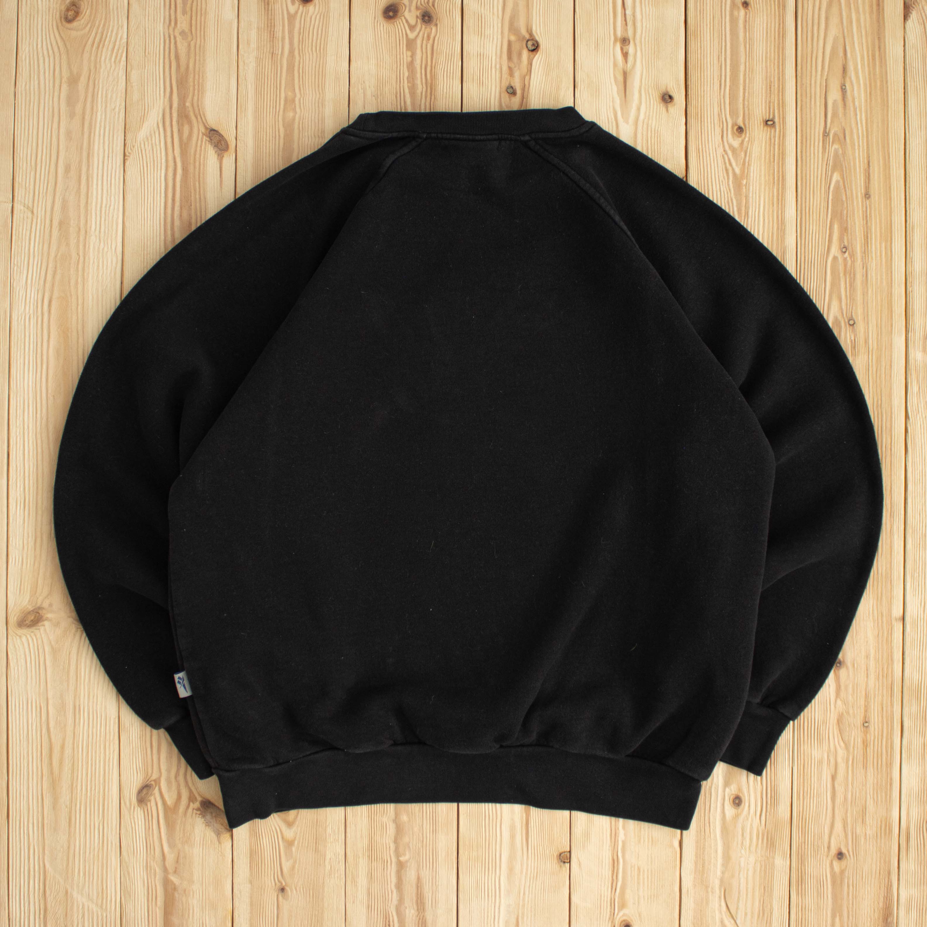 (L) Vintage Reebok Spell Out Embroidered Sweatshirt