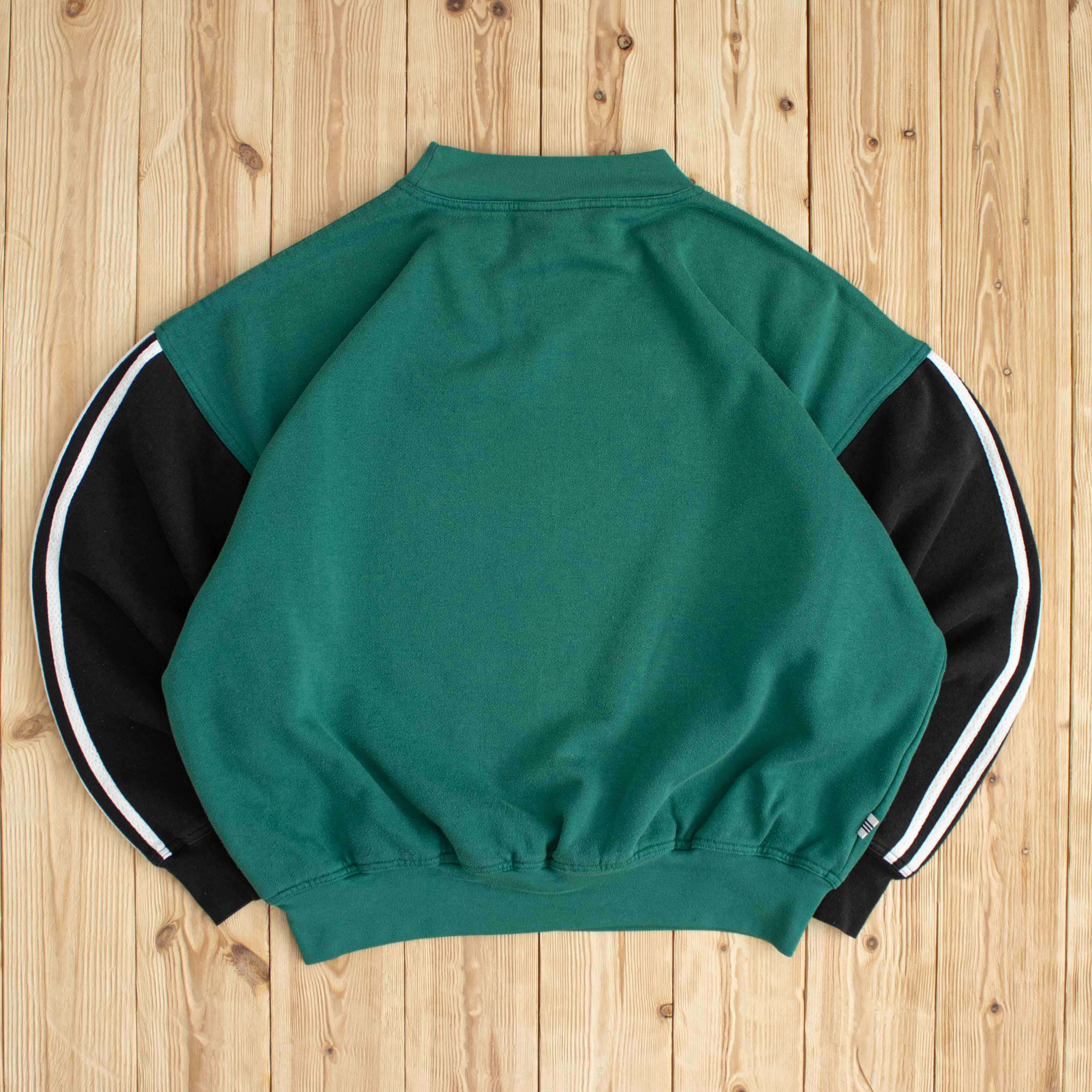 (L/XL) Vintage Adidas Essential Embroidered Sweatshirt