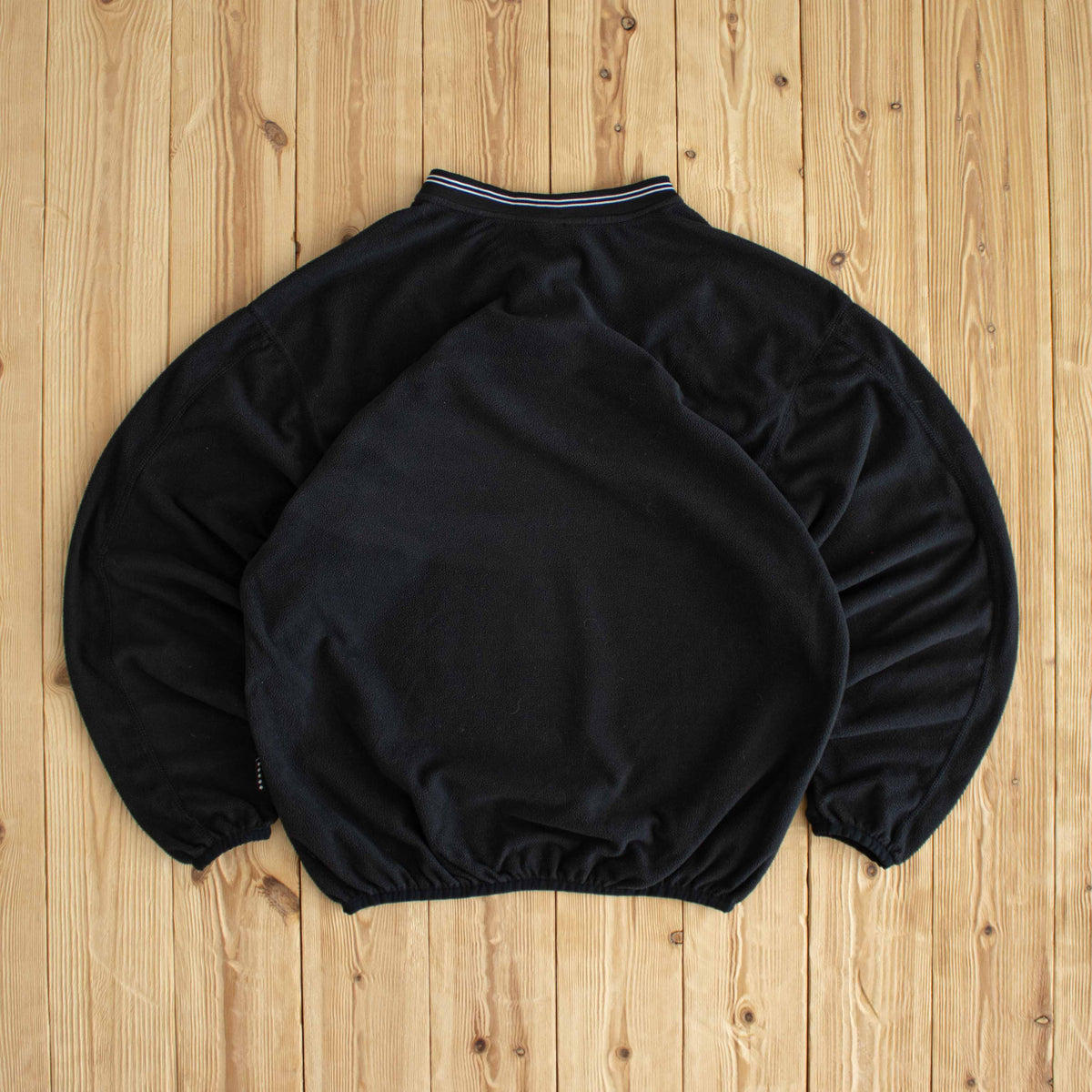 (S/M) Nike Team Vintage Essential Embroidered Fleece Sweatshirt Black