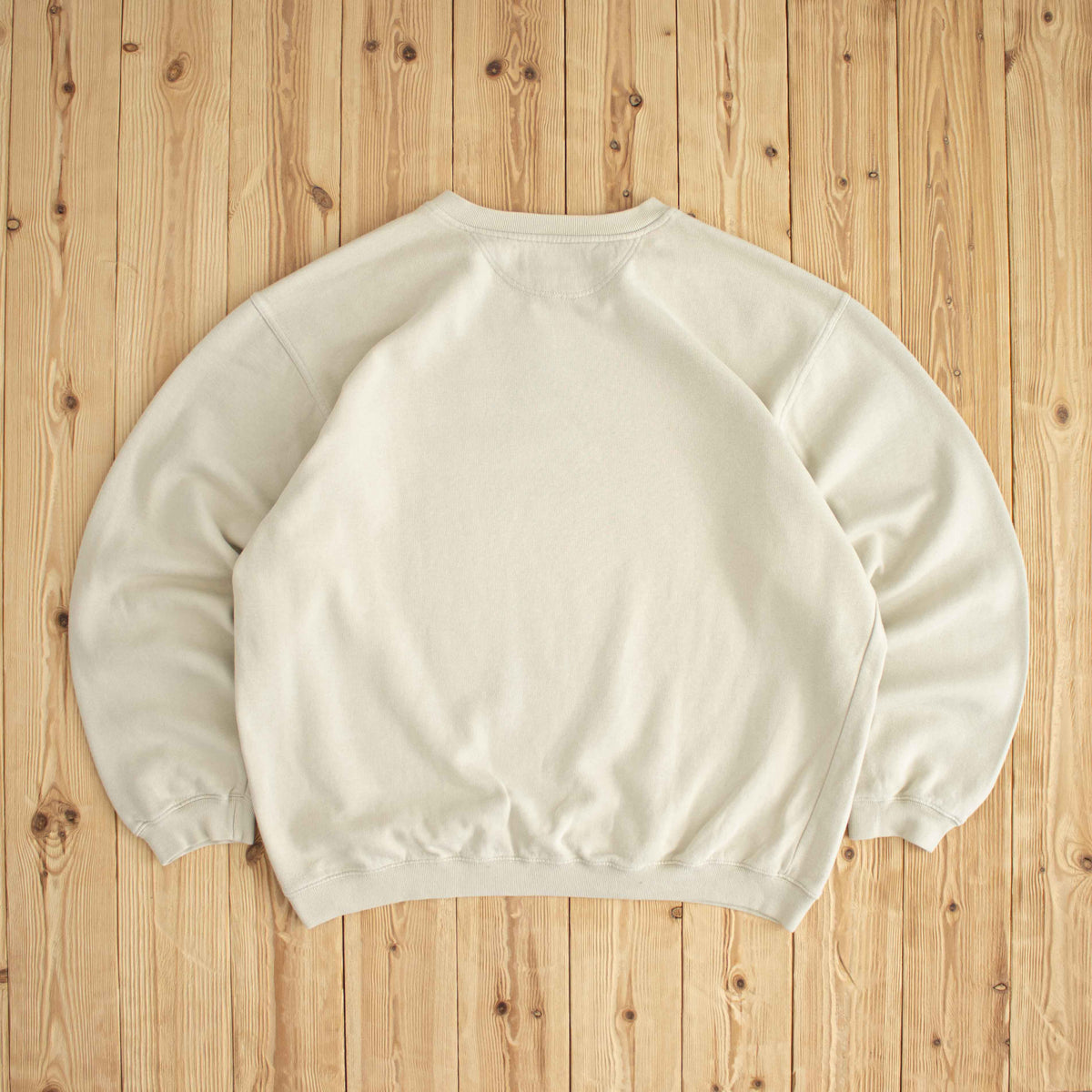 (XL) Nike Swoosh Vintage Embroidered Essential Sweatshirt Beige