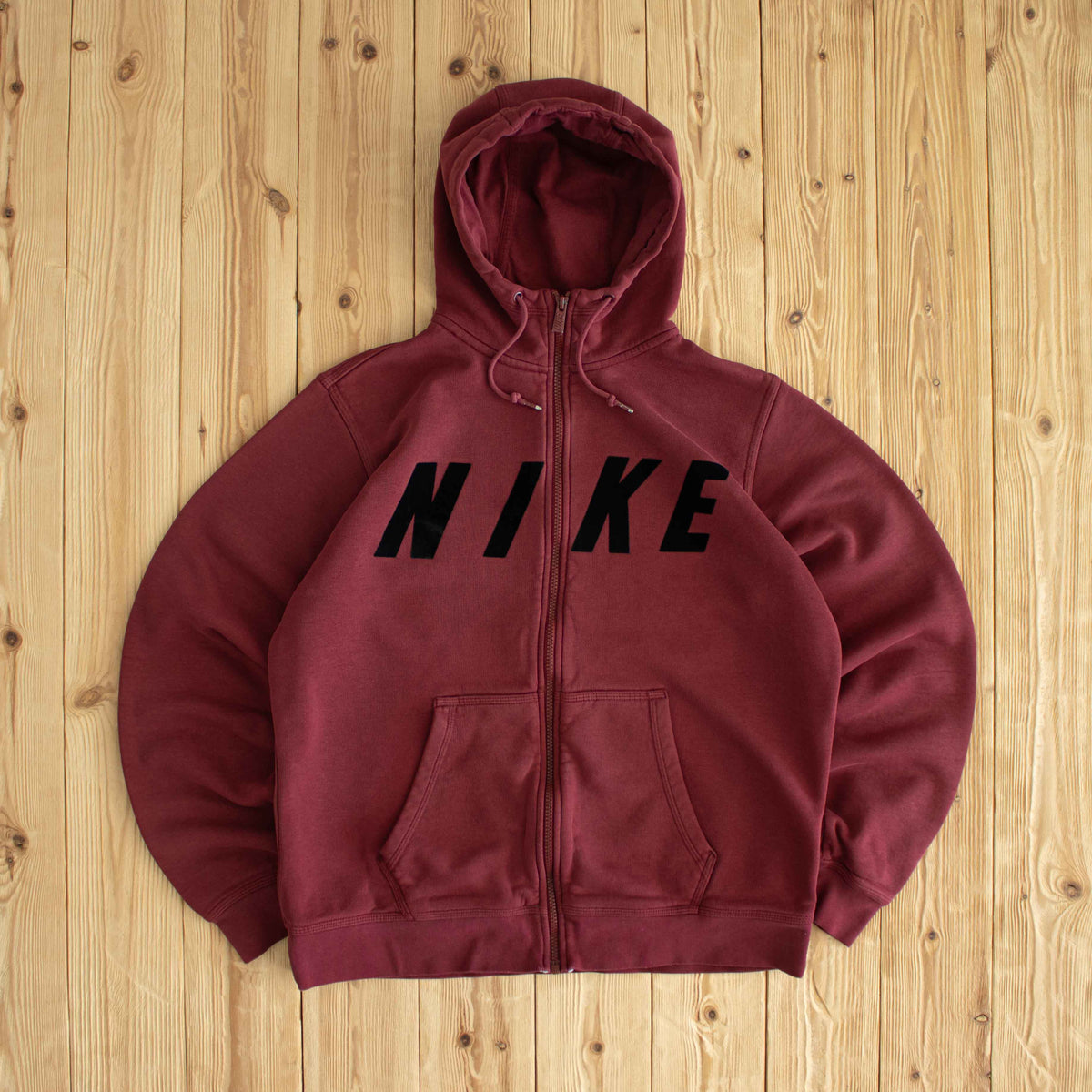 (M) Nike Spell Out Vintage Full-Zip Sweatshirt Red