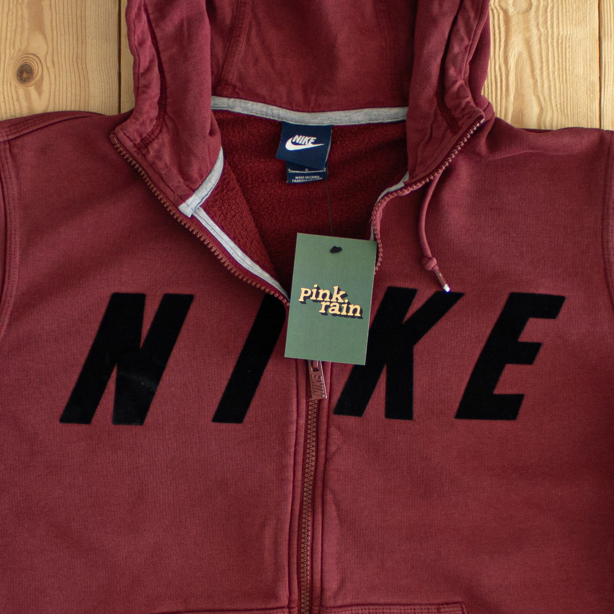 (M) Nike Spell Out Vintage Full-Zip Sweatshirt Red