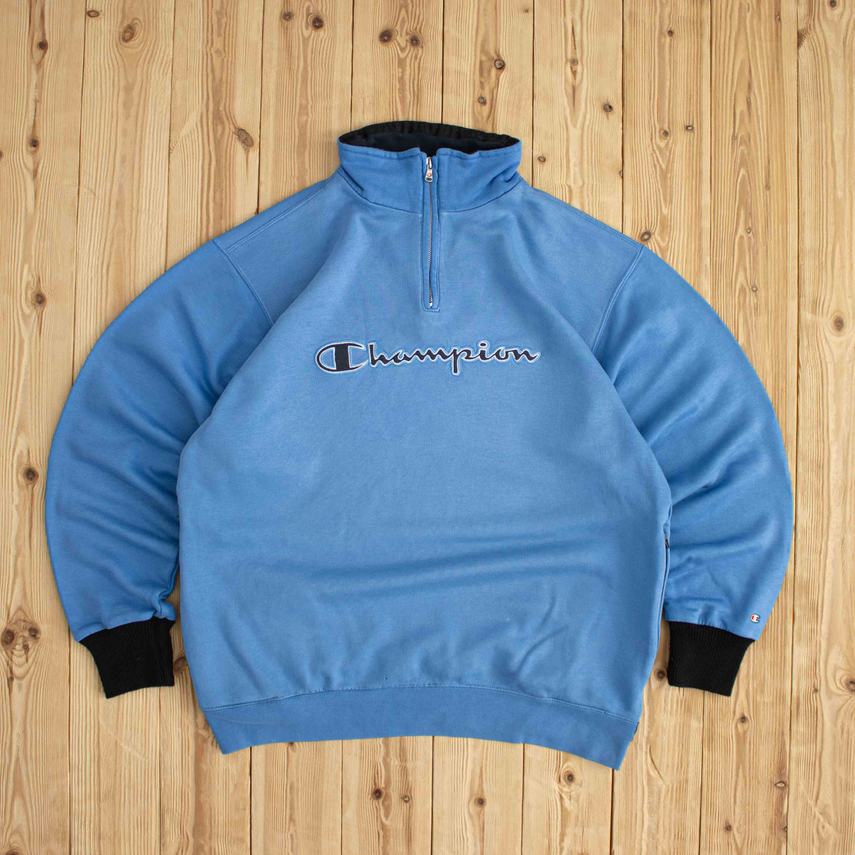 (L) Champion Vintage Embroidered Quarter-Zip Blue