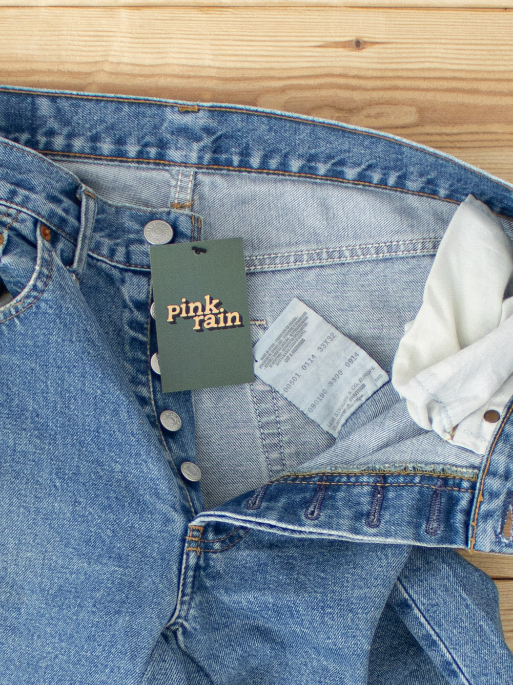 (W33 L32) Reworked Vintage Levi's 501 Jeans