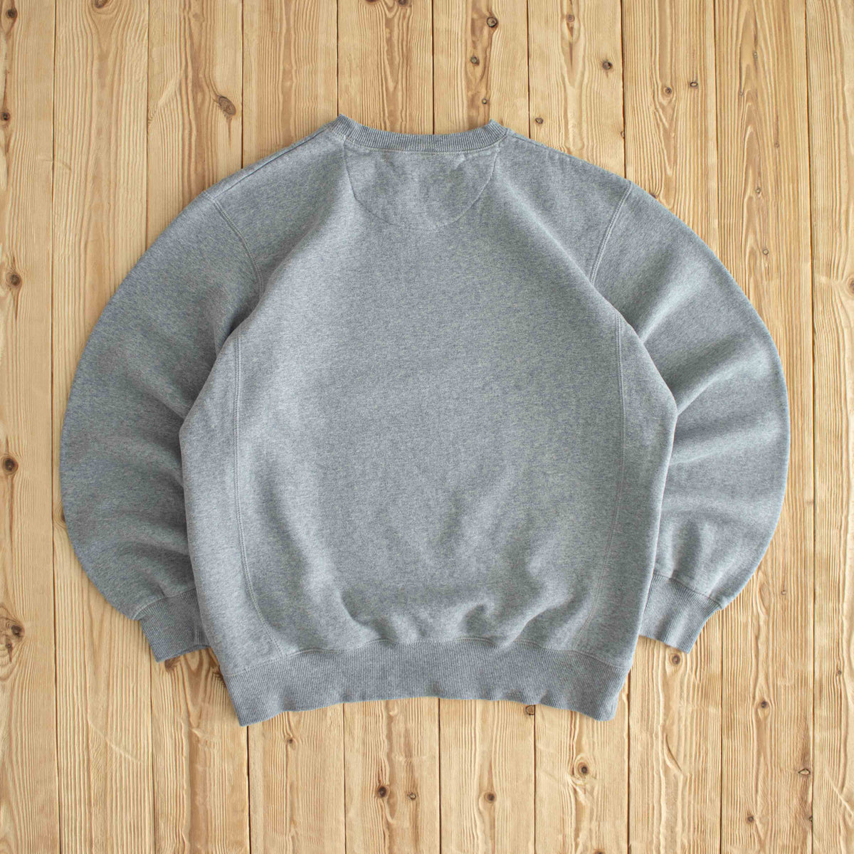 (L) Nike Vintage Essential Embroidered Sweatshirt Gray