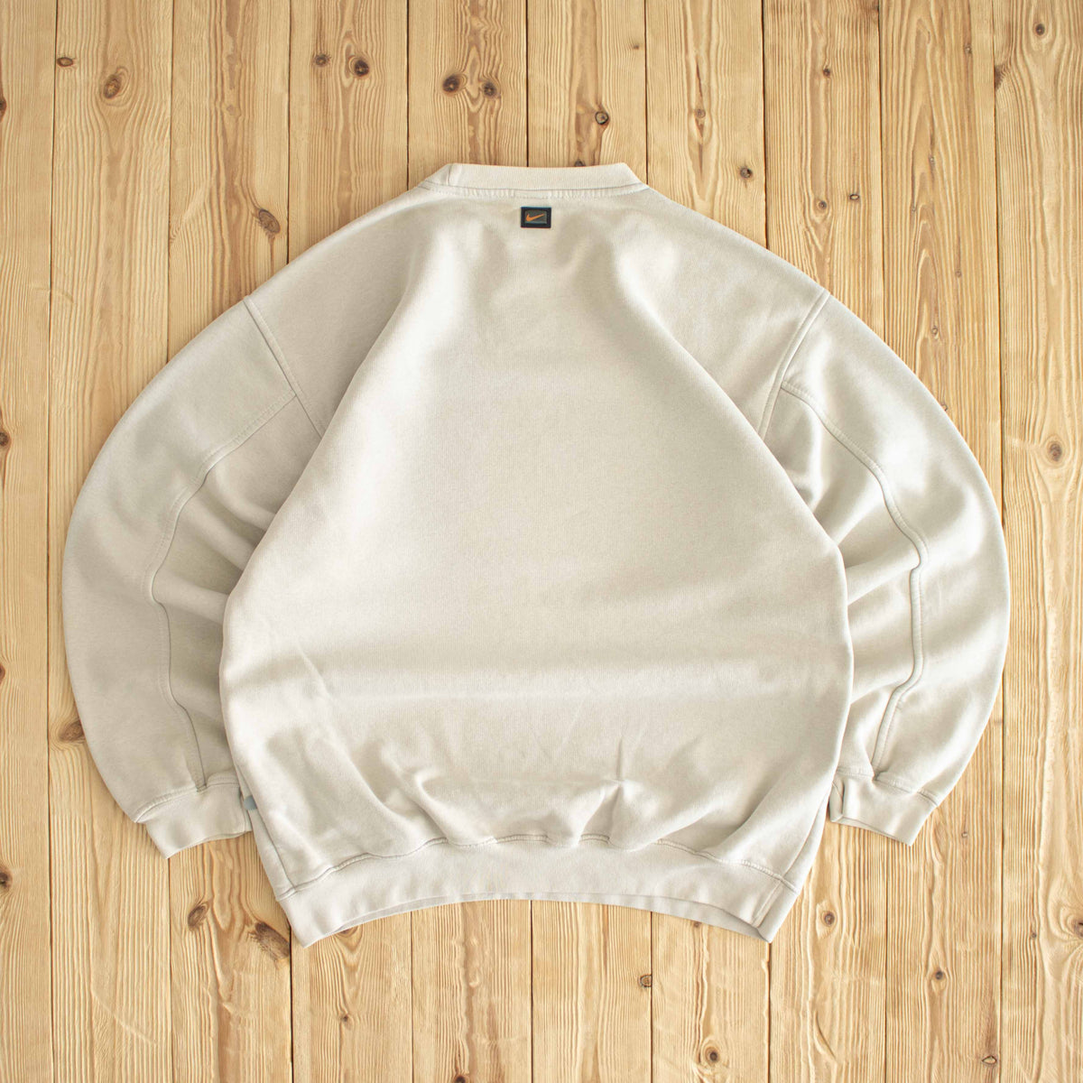 (L) Nike 'Big Play' Y2K Sweatshirt Beige