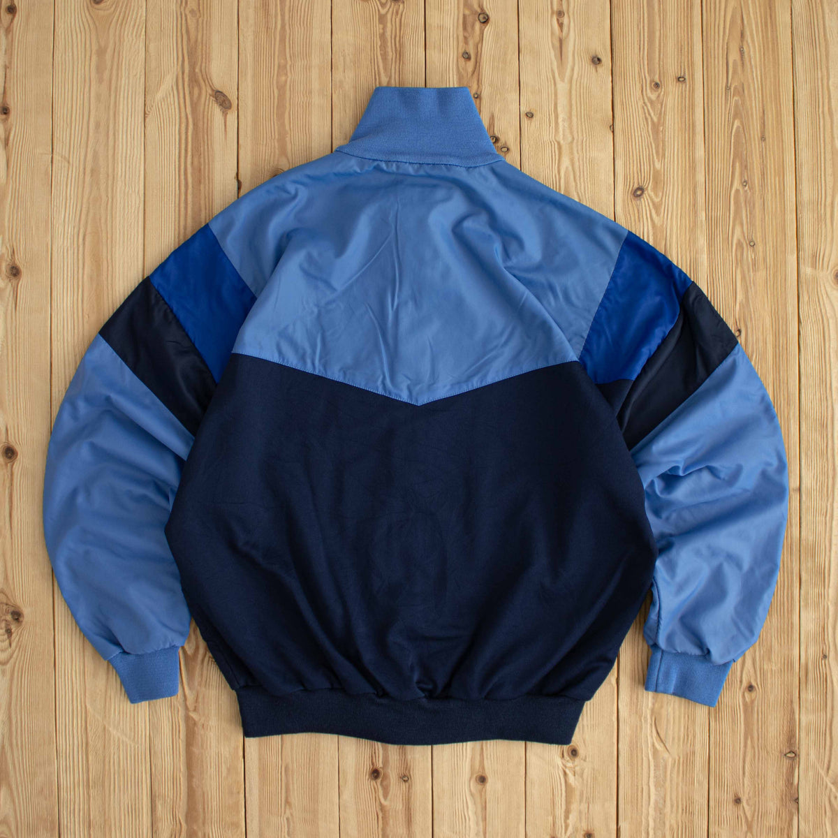 (L) Adidas Vintage Embroidered Jacket Blue