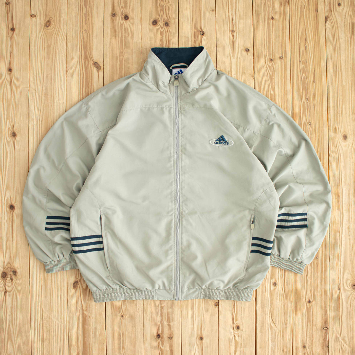(L) Adidas Vintage Embroidered Jacket Beige