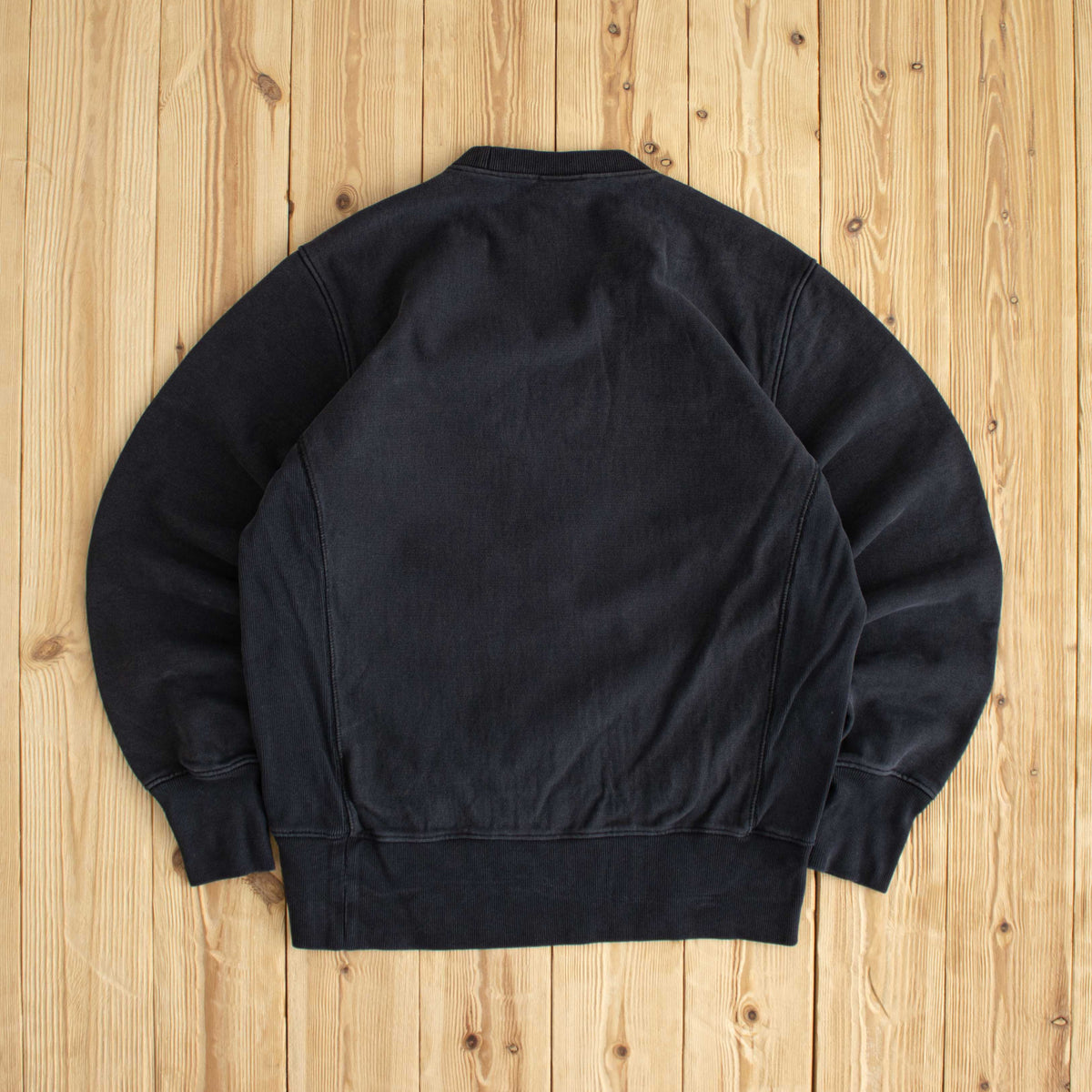 (S) Champion Vintage Embroidered Heavyweight Sweatshirt Black
