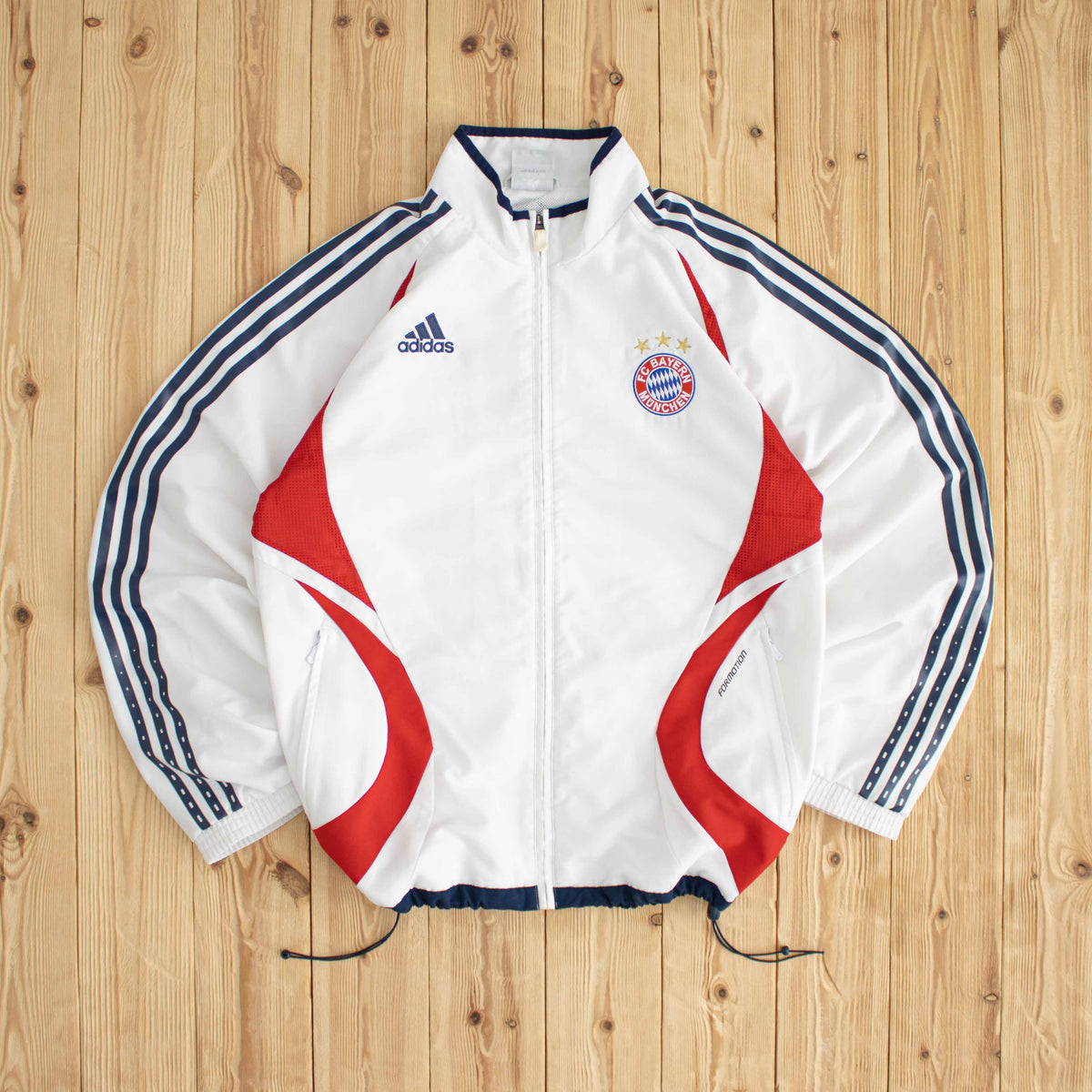 (M/L) Adidas F.C. Bayern MünchenVintage Embroidered Jacket White
