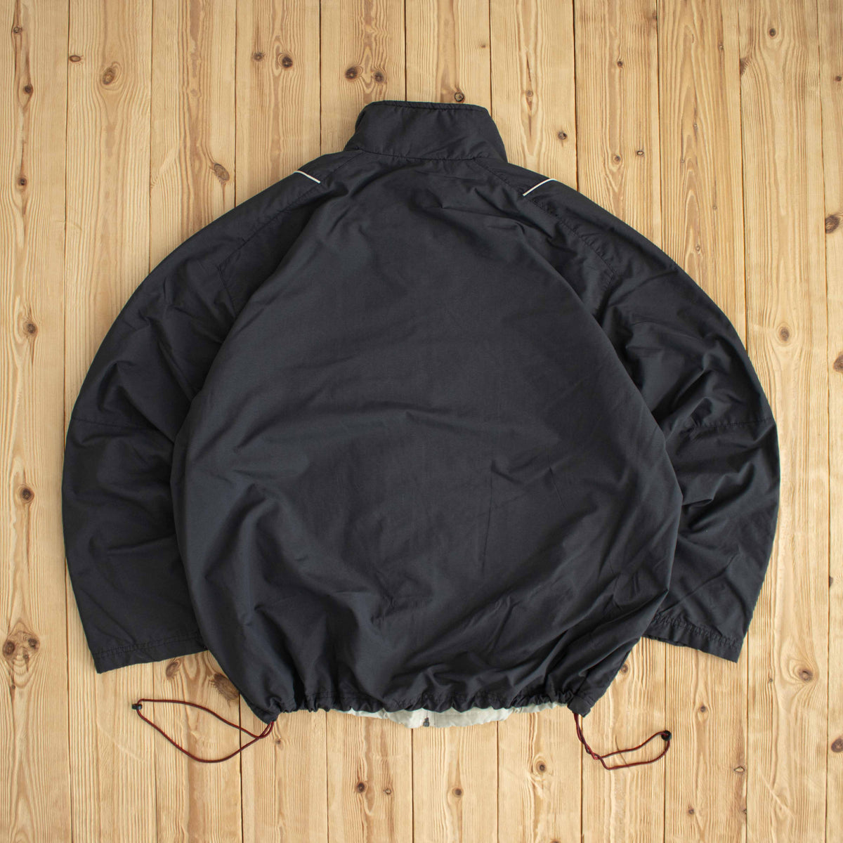 (XL) Nike Vintage Embroidered Jacket Gray Beige