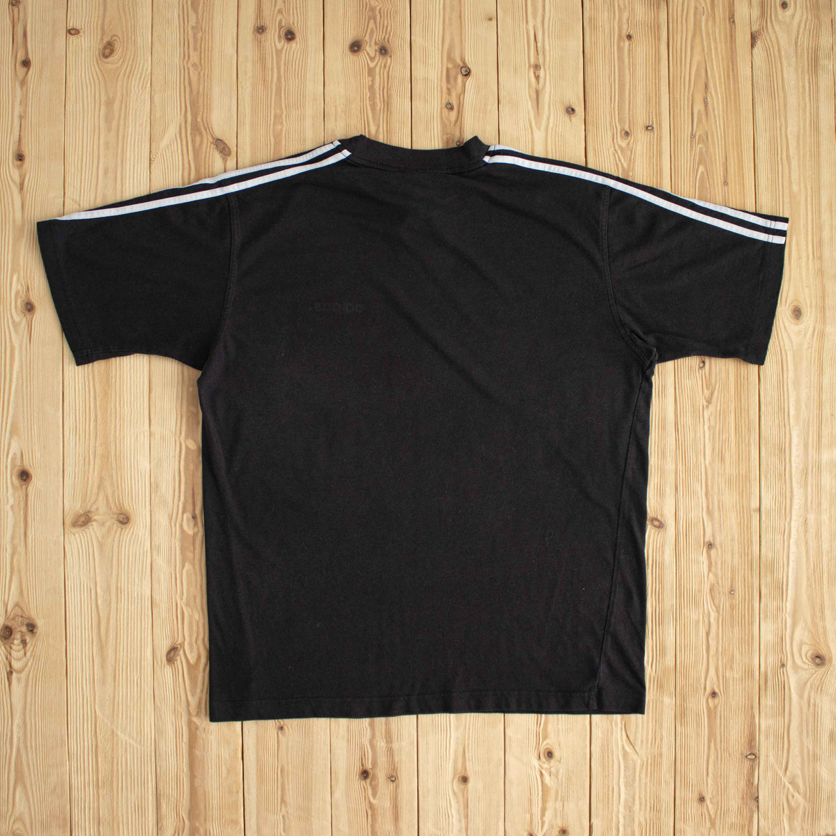 (L) Adidas Vintage Essential Embroidered T-Shirt Black