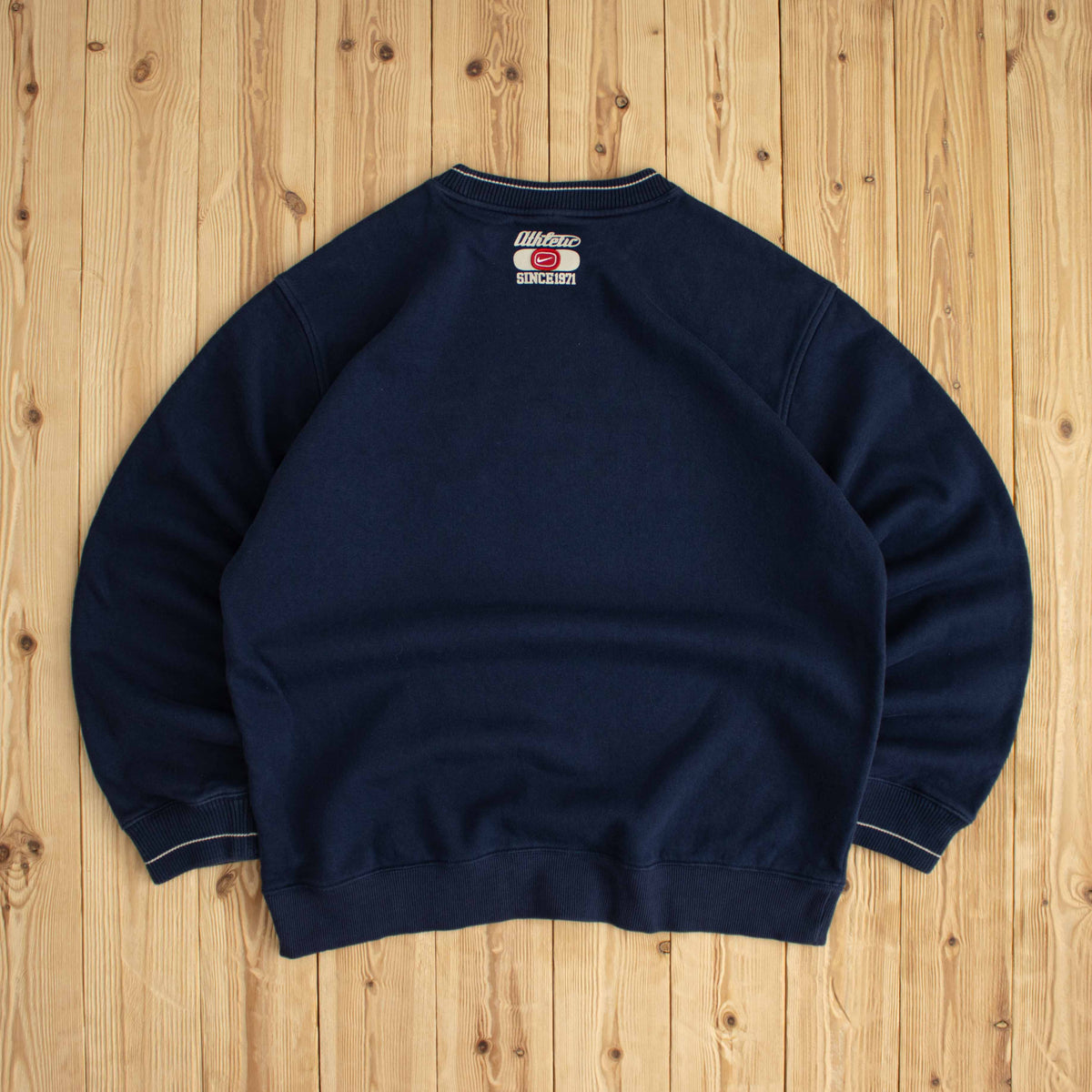 (XL) Nike Spell Out Vintage Embroidered Sweatshirt Blue