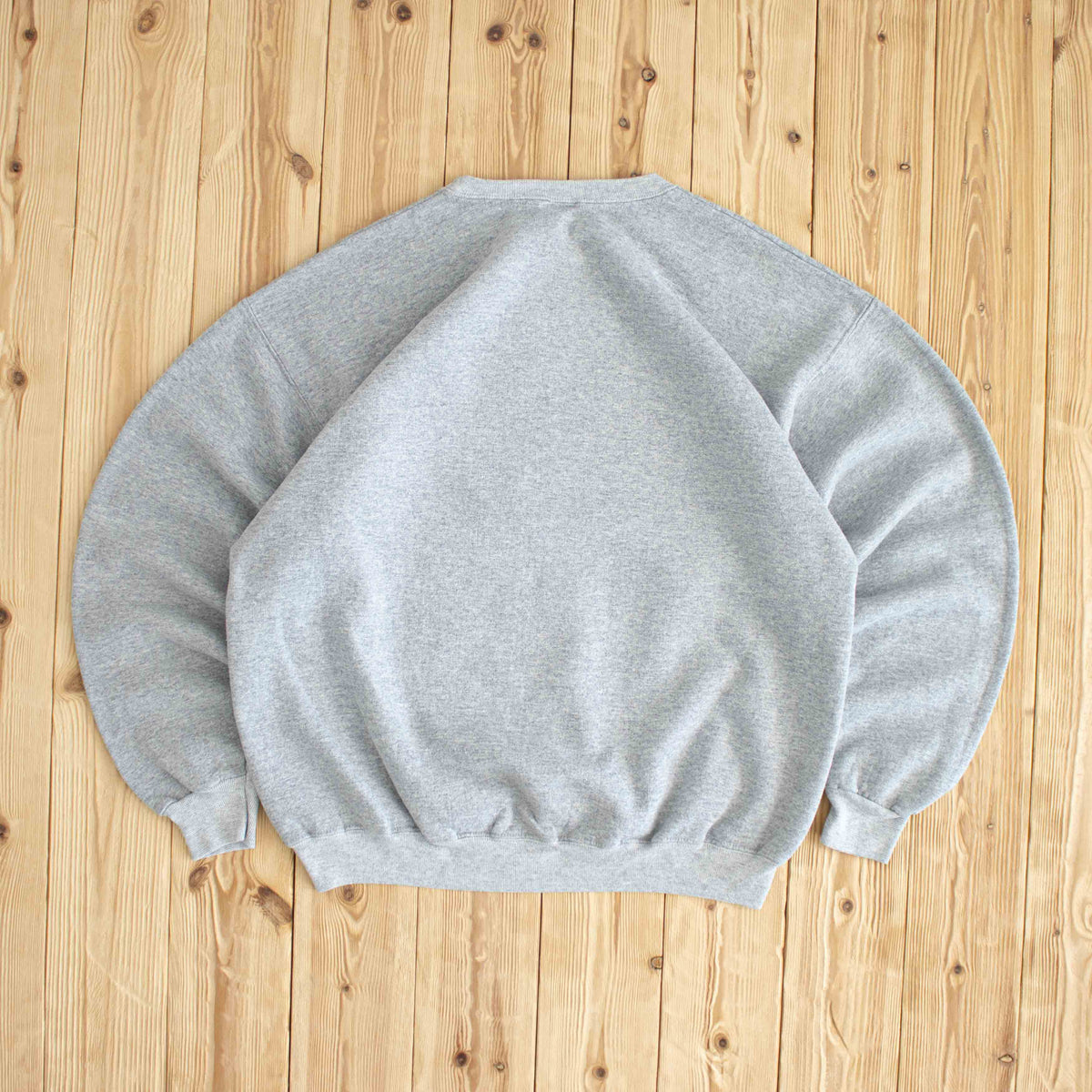 (L) Champion Vintage Essential Sweatshirt Gray