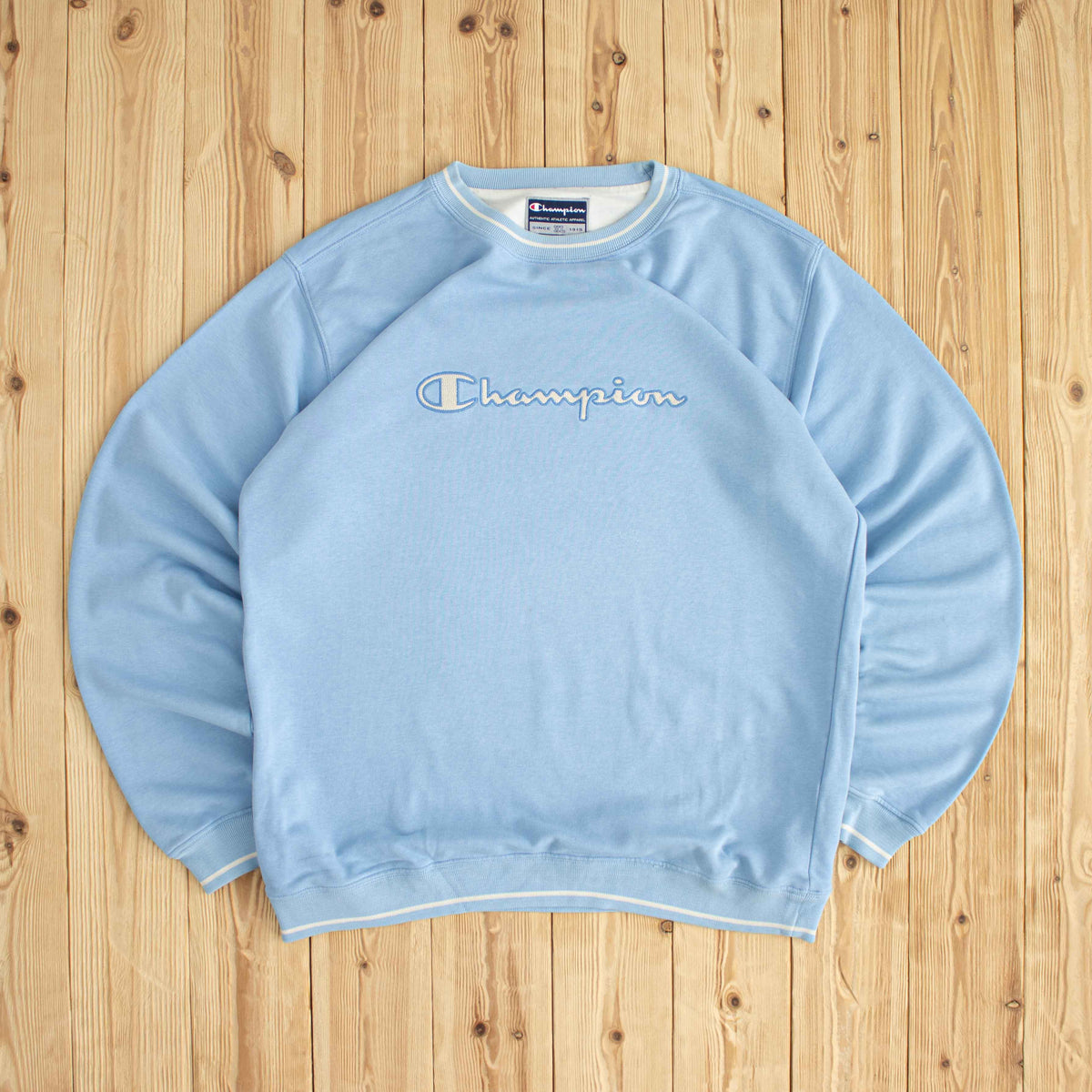 (XL) Champion Vintage Embroidered Sweatshirt Blue
