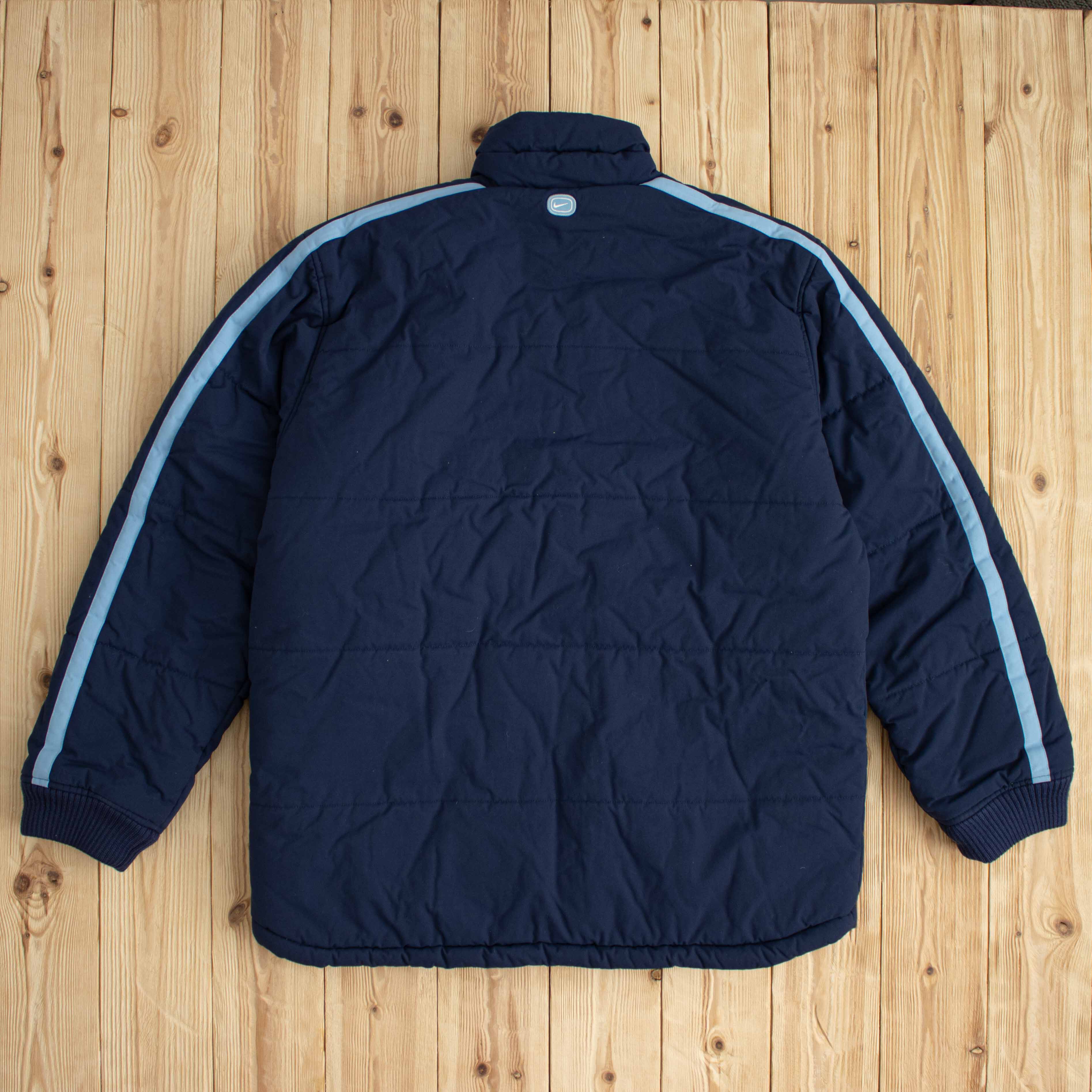 (L) Vintage Nike Athletic Embroidered Puffer Jacket