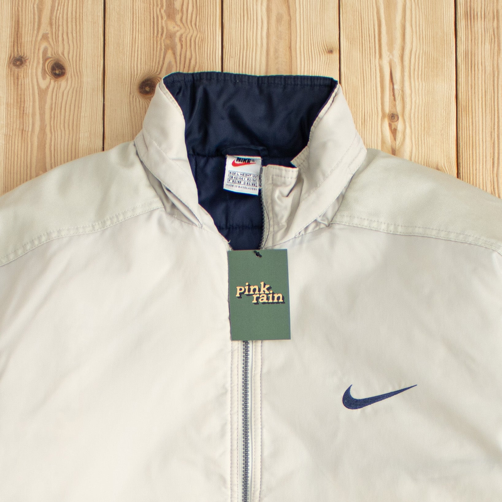 (XL) Vintage Nike Logo Embroidered Puffer Jacket