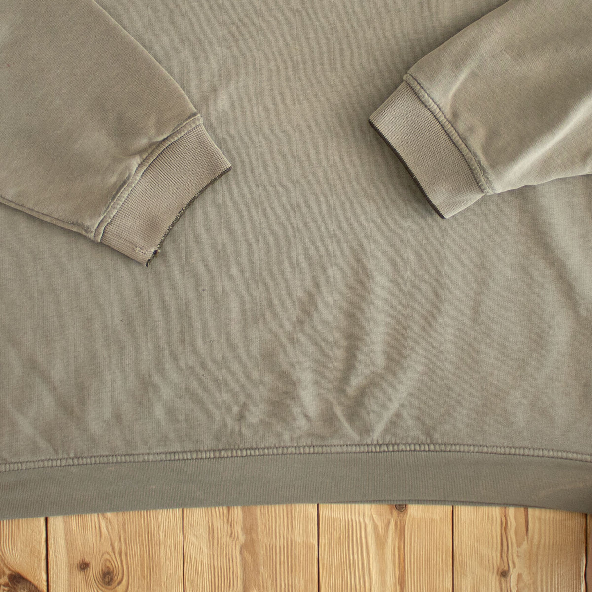 (M/L) Nike Athletic Vintage Embroidered Sweatshirt Beige