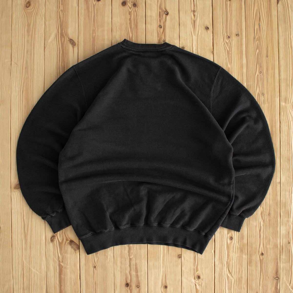 (L) Adidas Vintage Essential Embroidered Sweatshirt Black