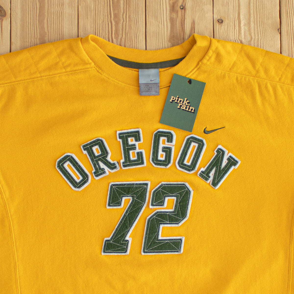 (L) Nike Oregon 72 Vintage Embroidered Sweatshirt Yellow