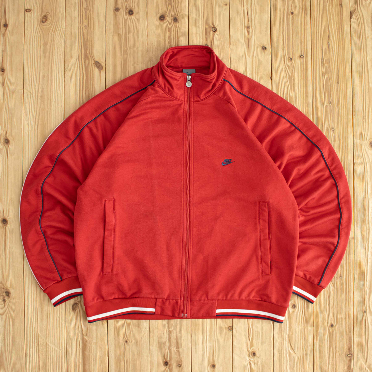 (L) Nike Vintage Essential Embroidered Full-Zip Sweatshirt Red