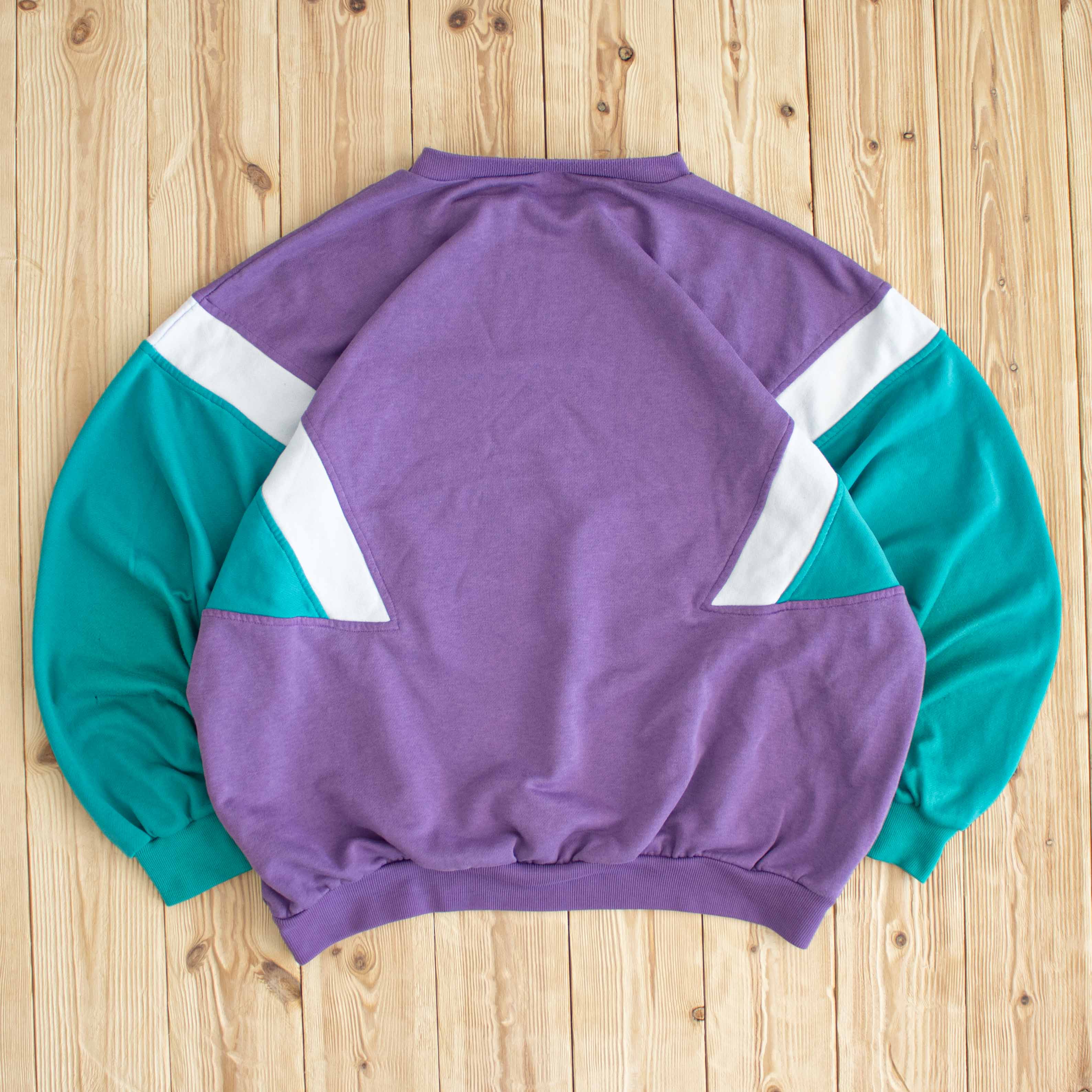 (L/XL) Vintage Adidas Sweatshirt