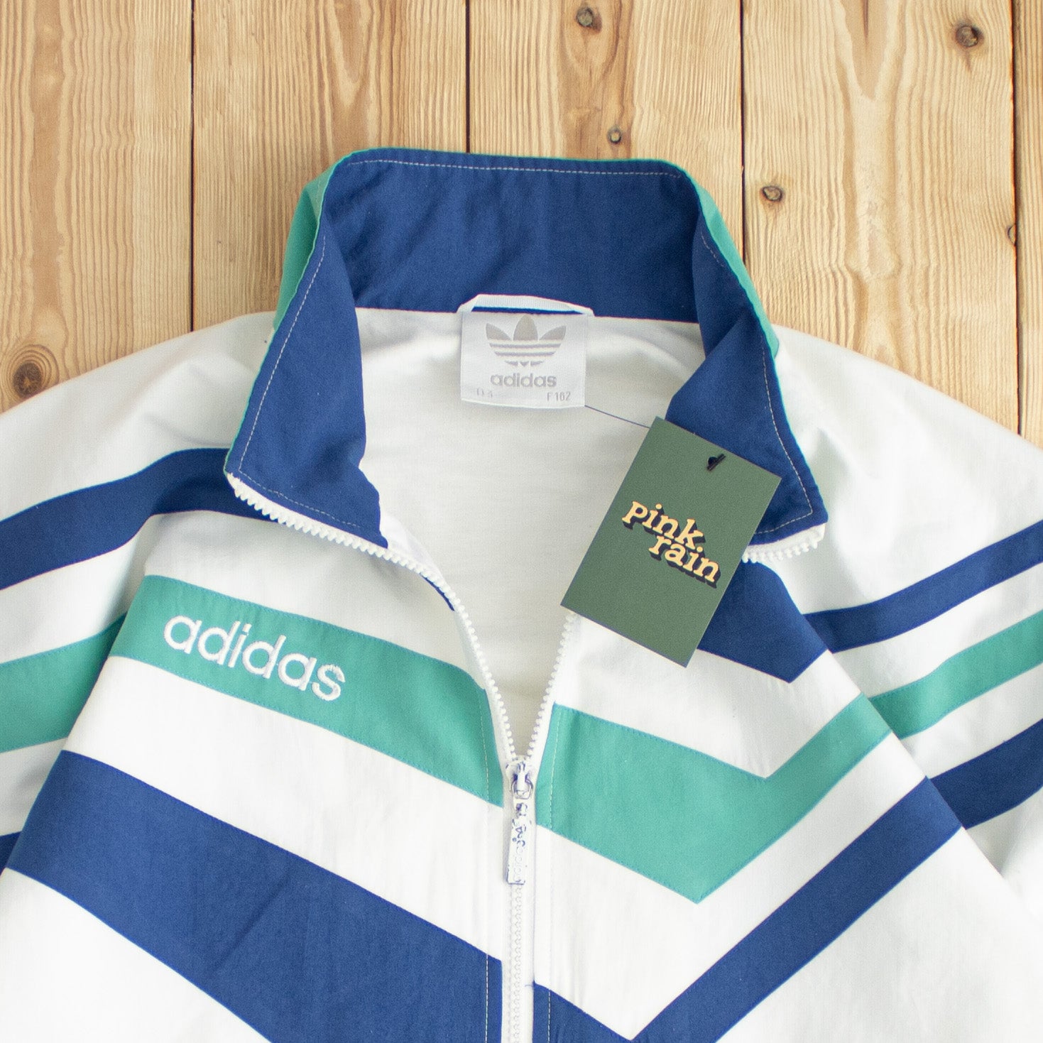 (M) Vintage Adidas Embroidered Jacket