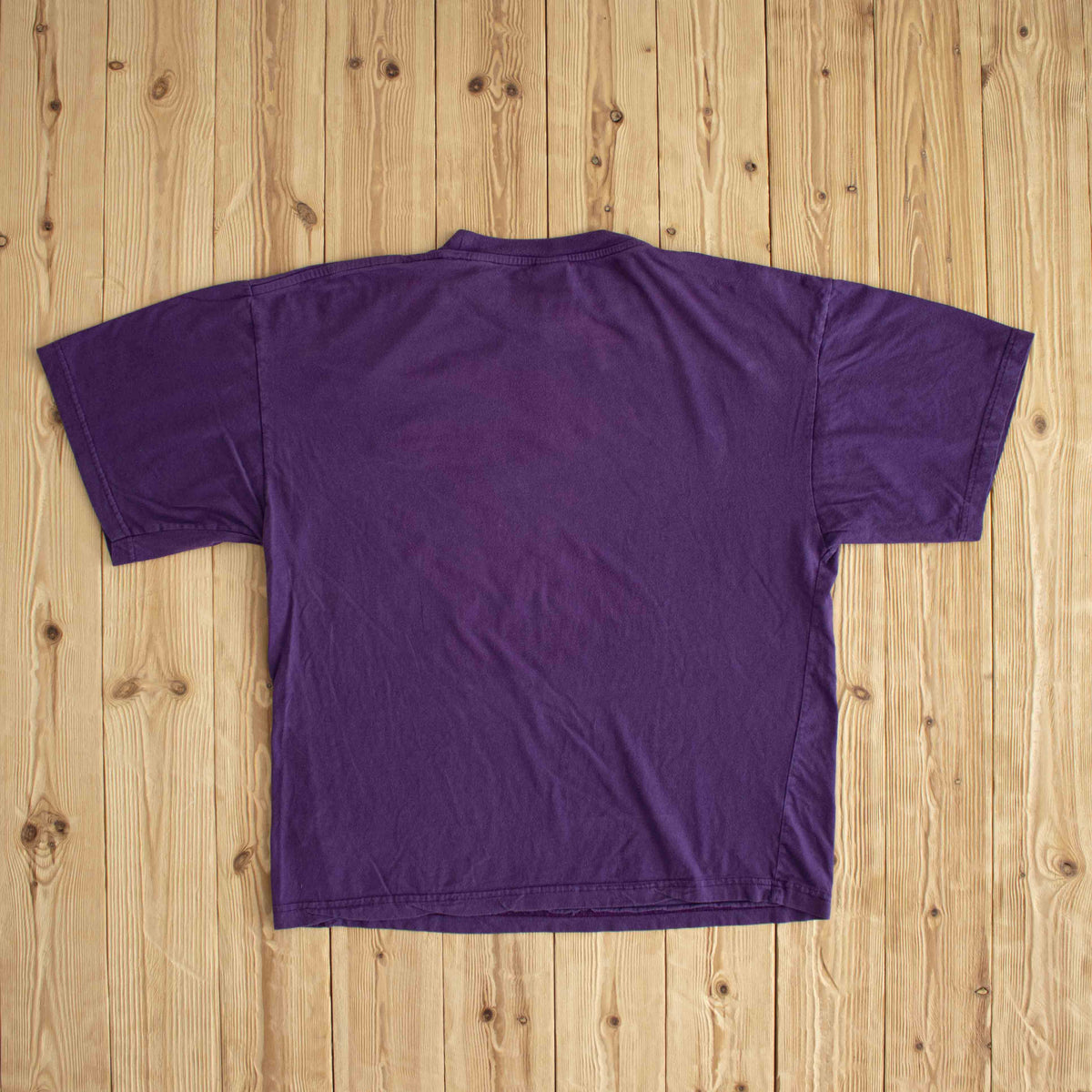 (L/XL) Nike Vintage Essential Embroidered T-Shirt Purple