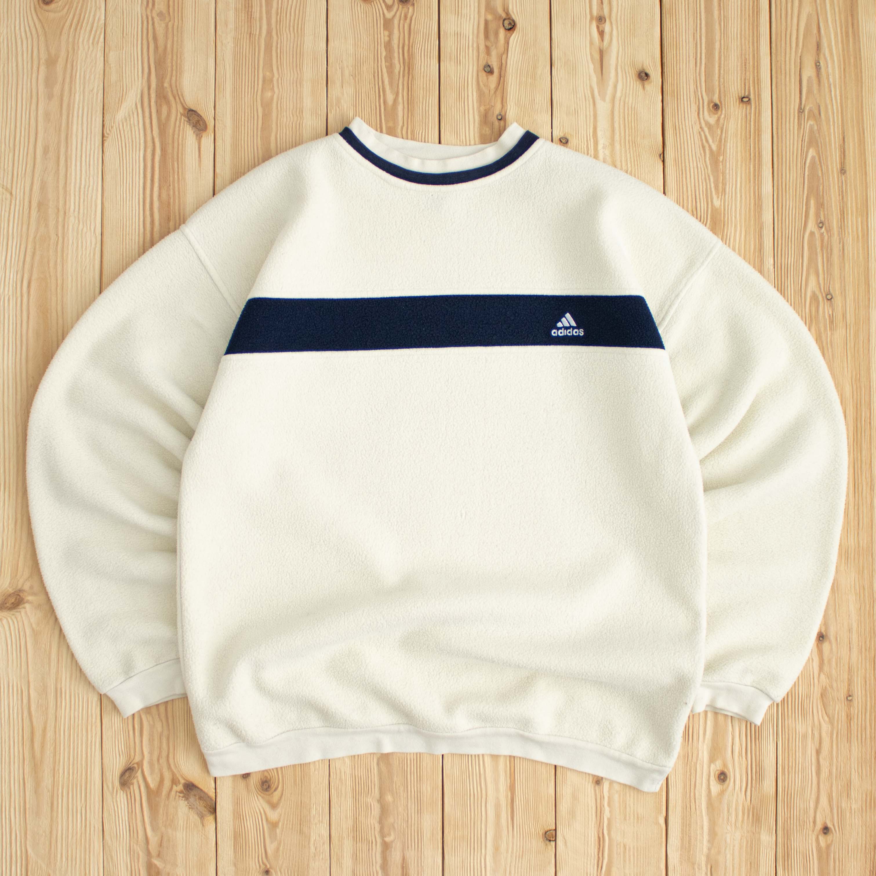 (S/M) Vintage Adidas Fleece Embroidered Sweatshirt