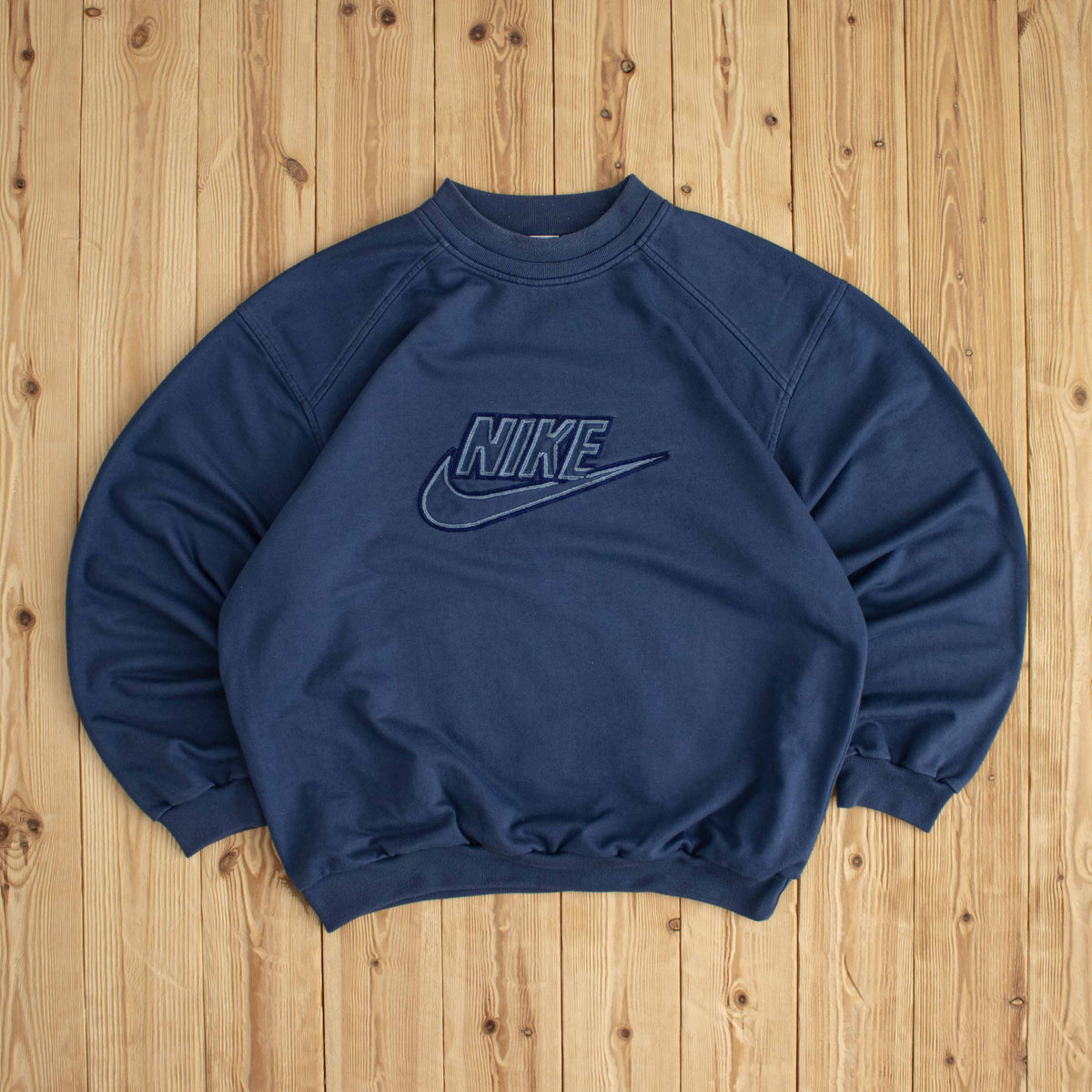 (M/L) Nike Spell Out Vintage Embroidered Sweatshirt Blue