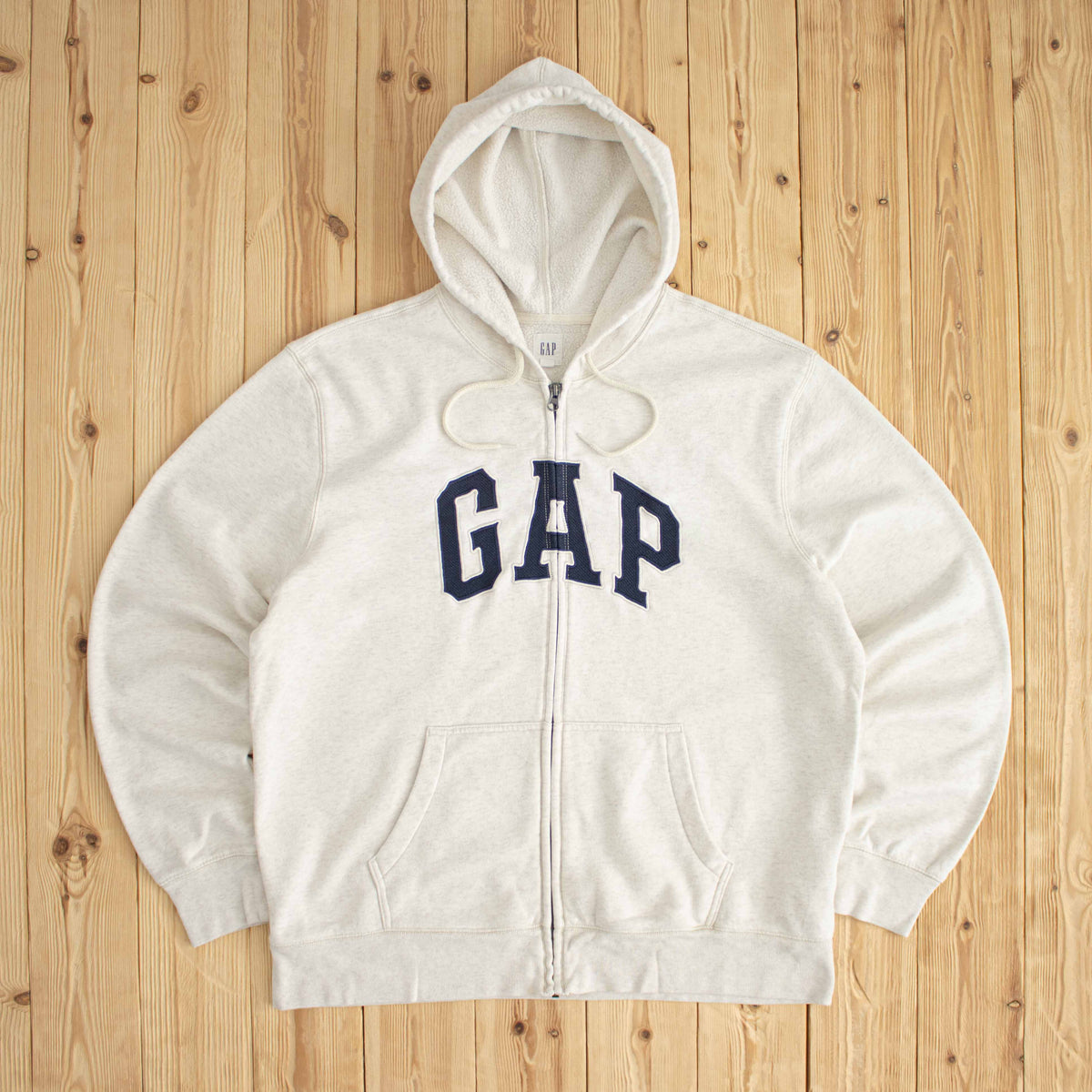 (L) GAP Vintage Embroidered Full-Zip Hoodie Beige
