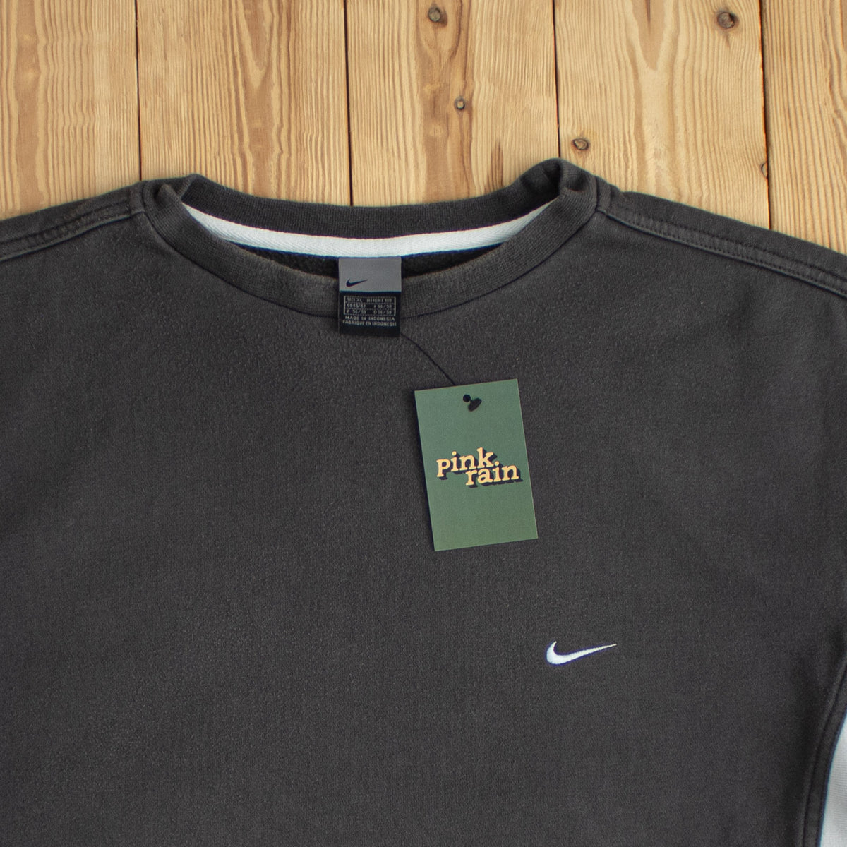 (XL) Nike Vintage Essential Embroidered Sweatshirt Gray