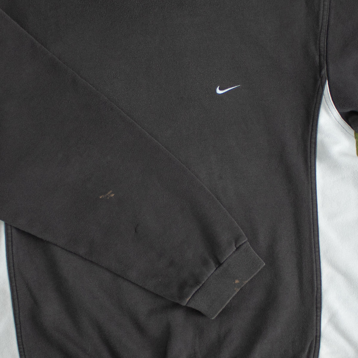 (XL) Nike Vintage Essential Embroidered Sweatshirt Gray