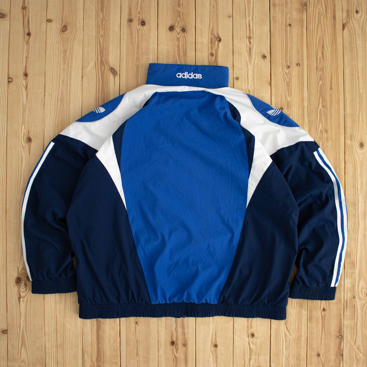 (L/XL) Adidas Vintage Embroidered Jacket Blue