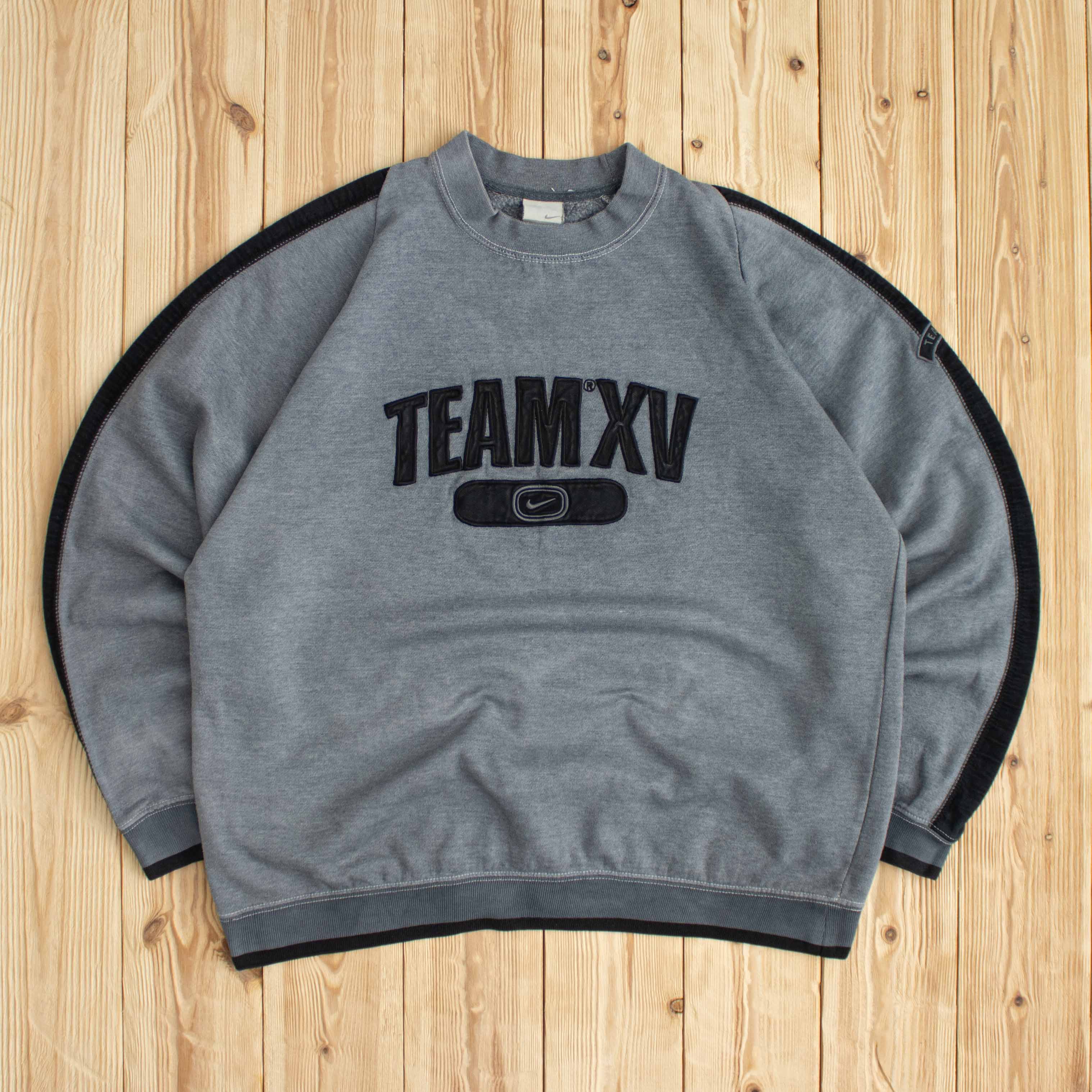 (M) Vintage Nike Team XV Embroidered Sweatshirt