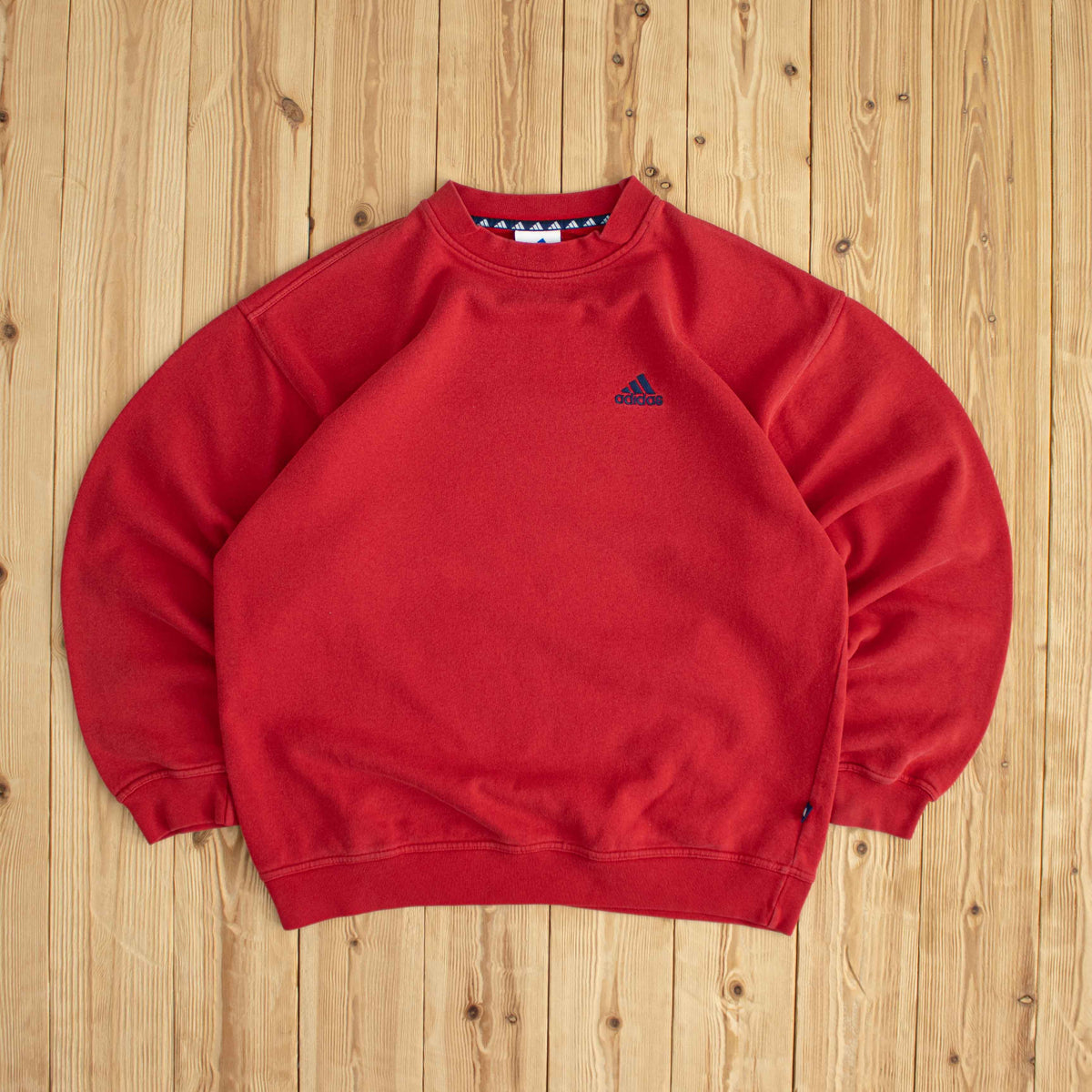(M) Adidas Vintage Essential Embroidered Sweatshirt Red