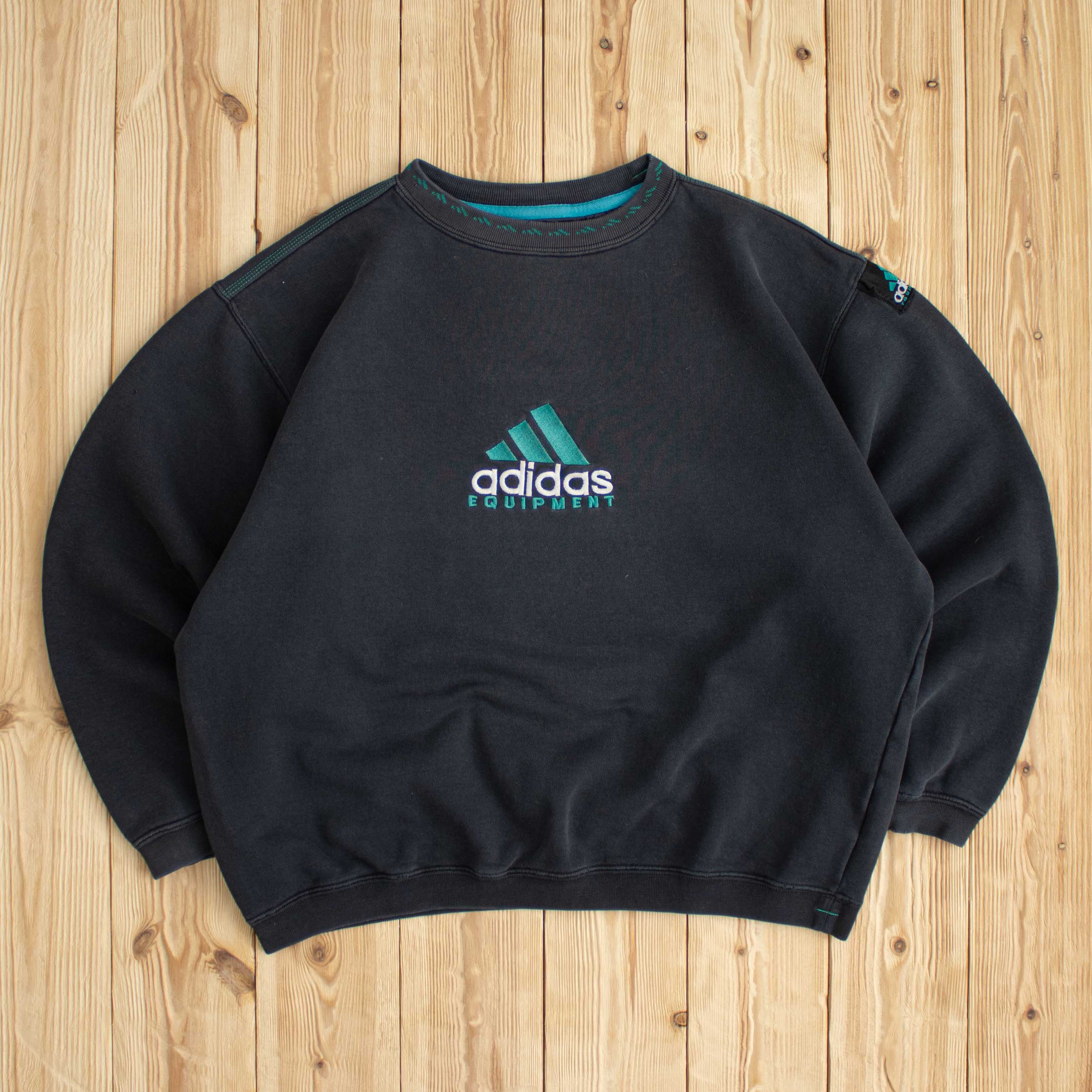 (M) Vintage Adidas Equipment Embroidered Sweatshirt